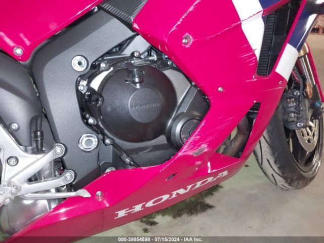 Photo 7 VIN: JH2PC40J3RK100382 - HONDA CBR600RR 