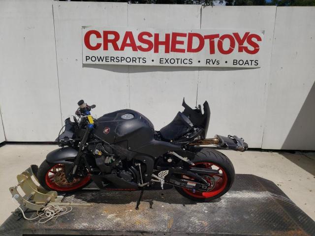 Photo 2 VIN: JH2PC40J4LK600039 - HONDA CBR600 RA 