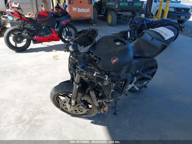 Photo 1 VIN: JH2PC40J7LK600200 - HONDA CBR600RR 