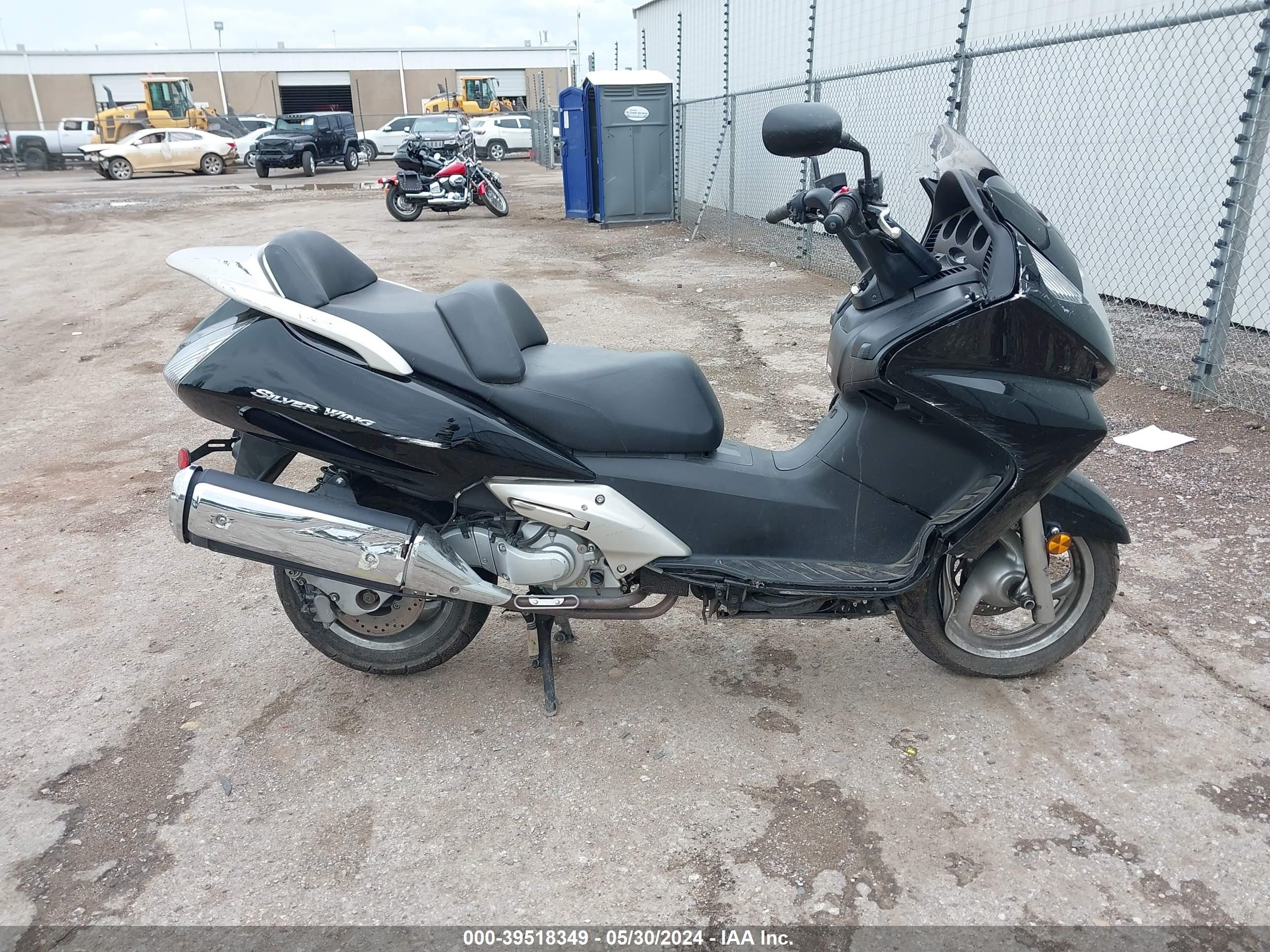 Photo 11 VIN: JH2PF0144DK100036 - HONDA NULL 