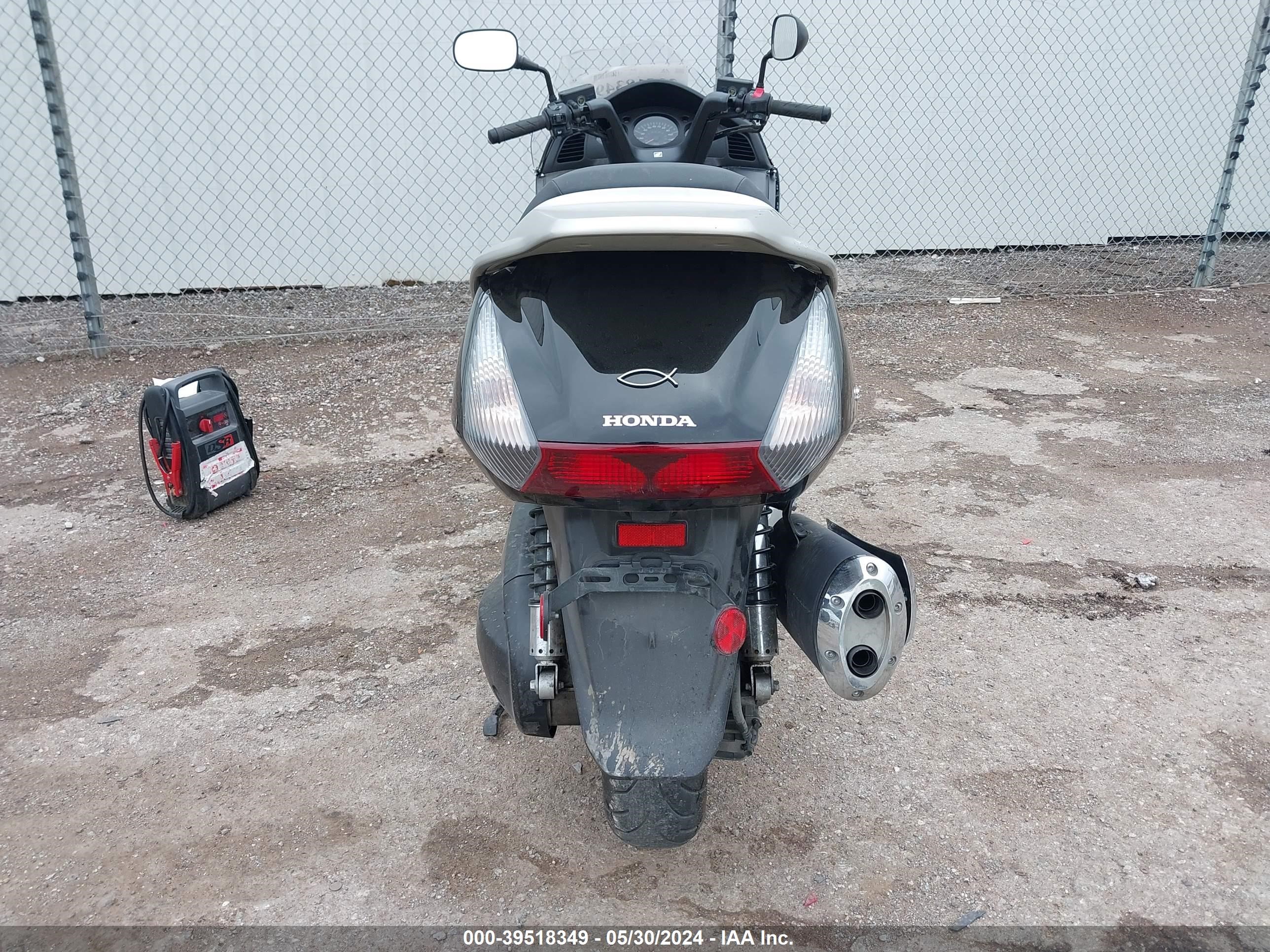 Photo 5 VIN: JH2PF0144DK100036 - HONDA NULL 