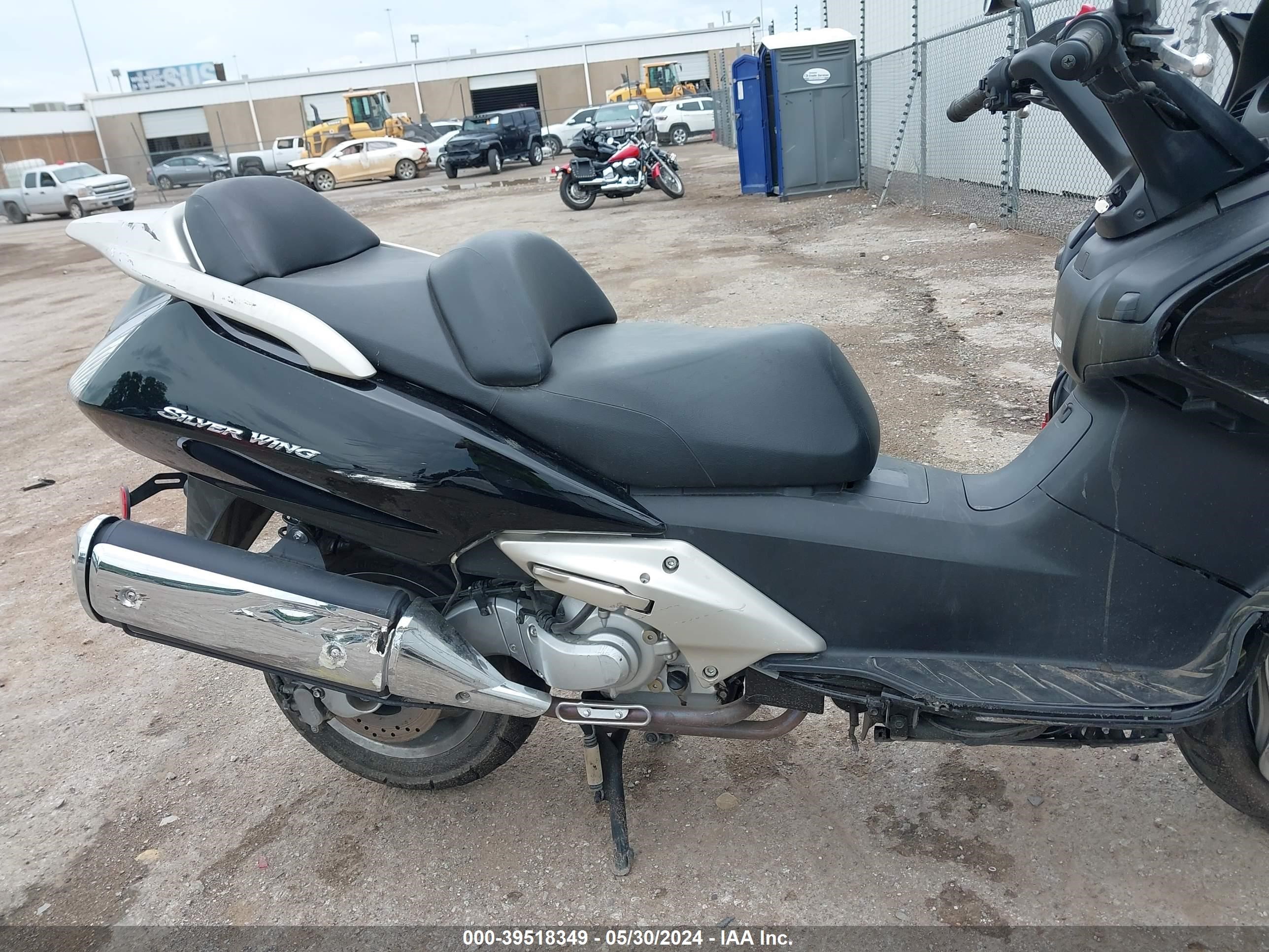 Photo 7 VIN: JH2PF0144DK100036 - HONDA NULL 