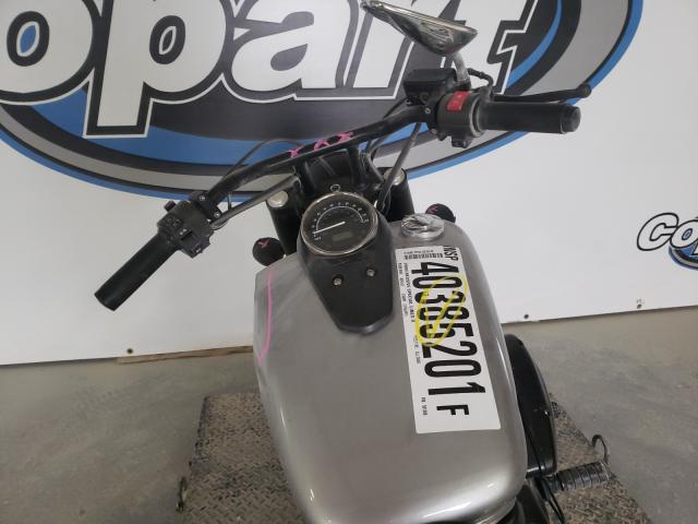 Photo 4 VIN: JH2RC5373FK501098 - HONDA VT750 C2B 