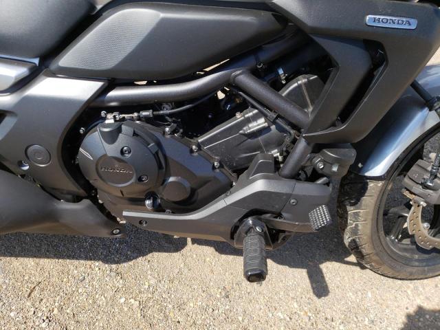 Photo 6 VIN: JH2RC6801GK200011 - HONDA CTX700 N 