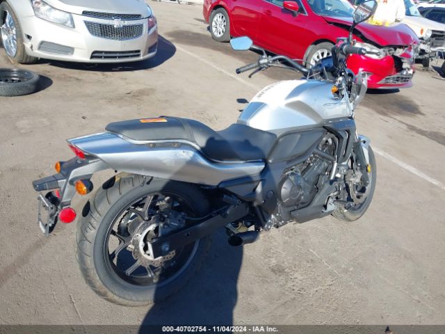 Photo 3 VIN: JH2RC6801GK200204 - HONDA CTX700 