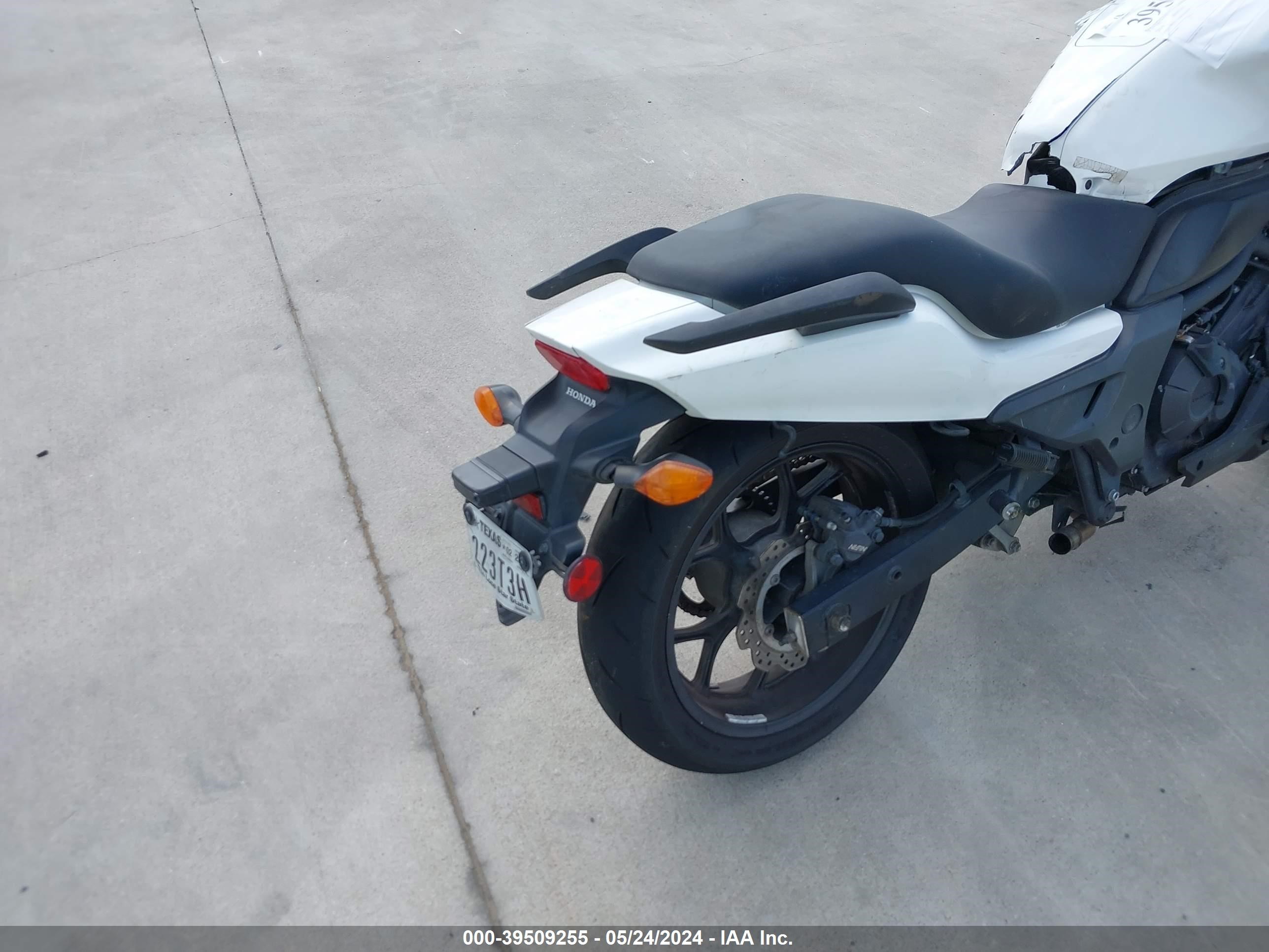 Photo 3 VIN: JH2RC6903EK001375 - HONDA NULL 