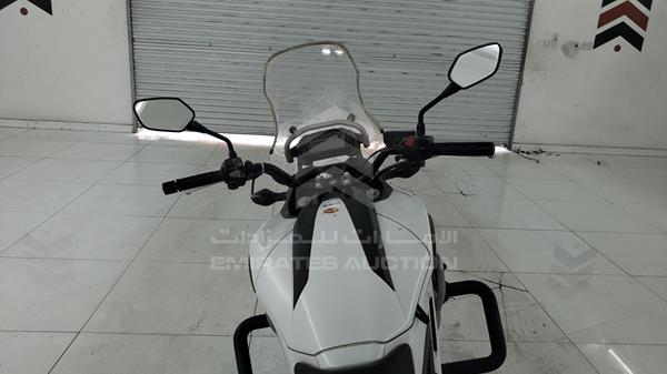 Photo 13 VIN: JH2RC72B3EK004472 - HONDA MOTORBIKE 