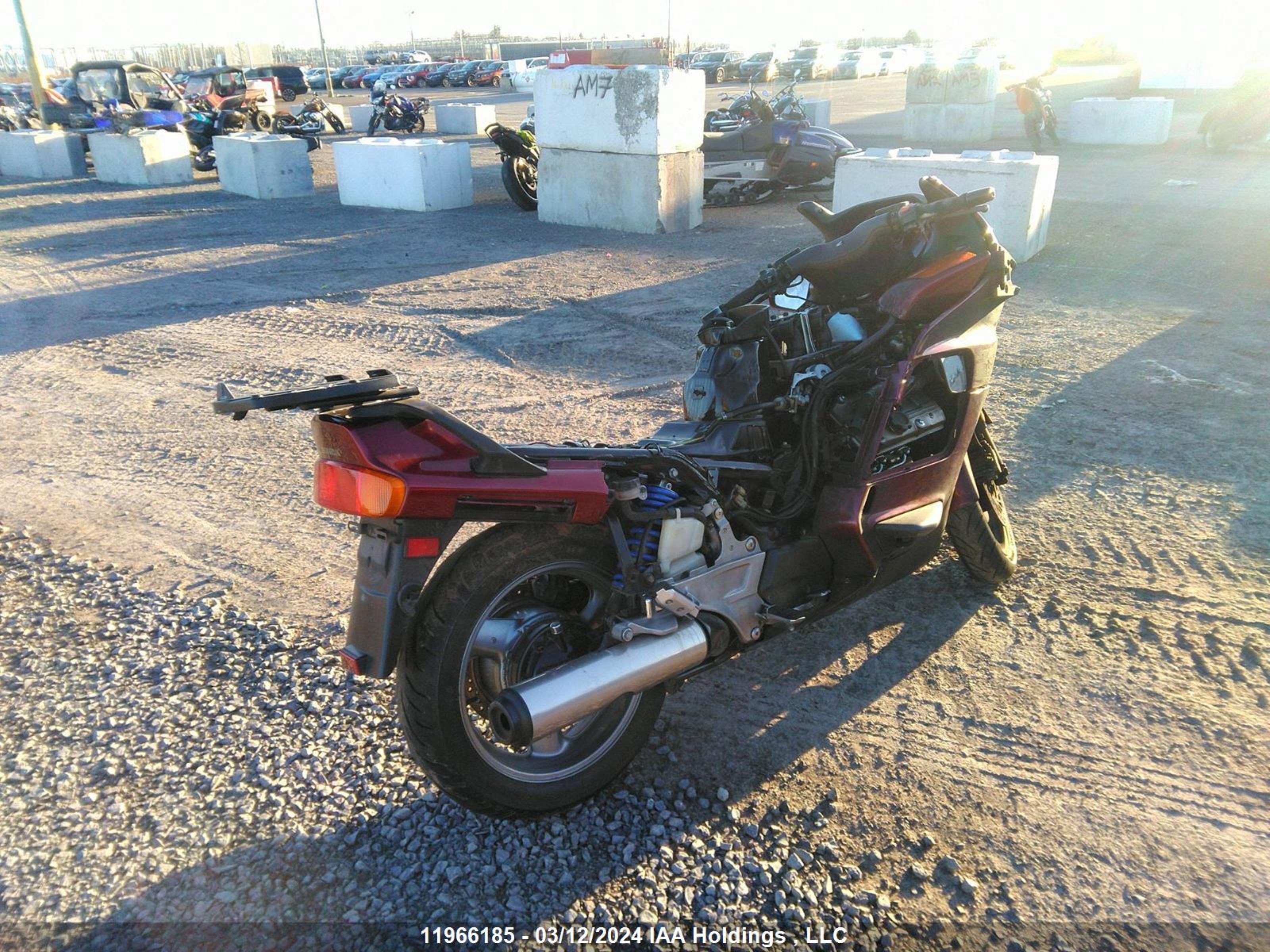 Photo 3 VIN: JH2SC2626YM000195 - HONDA NULL 