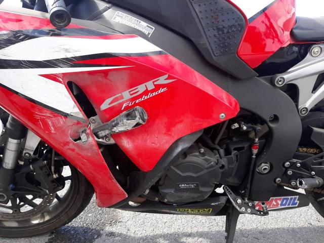 Photo 6 VIN: JH2SC5944CK401246 - HONDA CBR1000 RR 