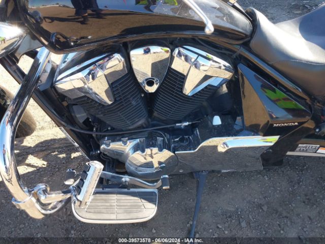 Photo 8 VIN: JH2SC6672FK500530 - HONDA VT1300 (INTERSTATE) 