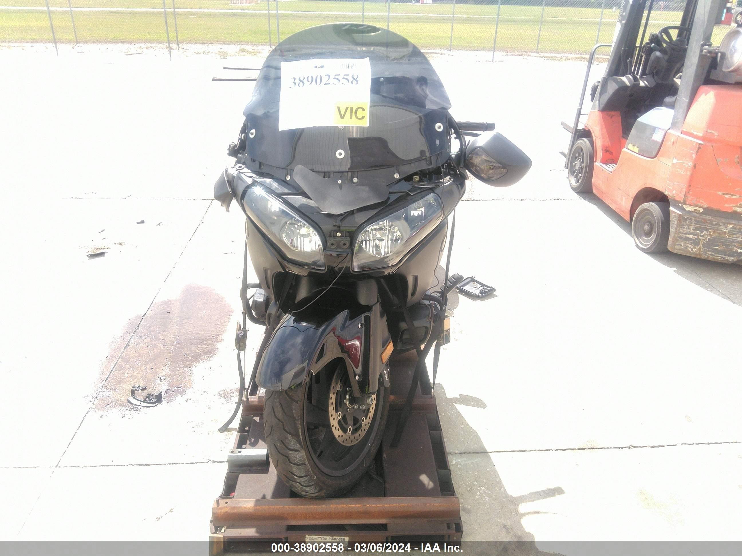 Photo 4 VIN: JH2SC6811DK001272 - HONDA NULL 