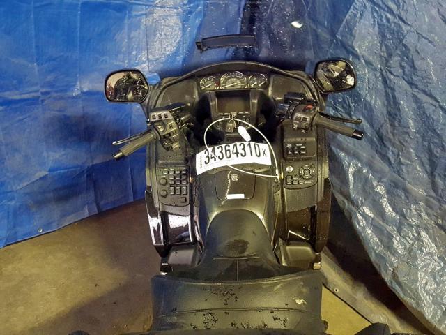 Photo 4 VIN: JH2SC68H7GK400270 - HONDA GL1800 