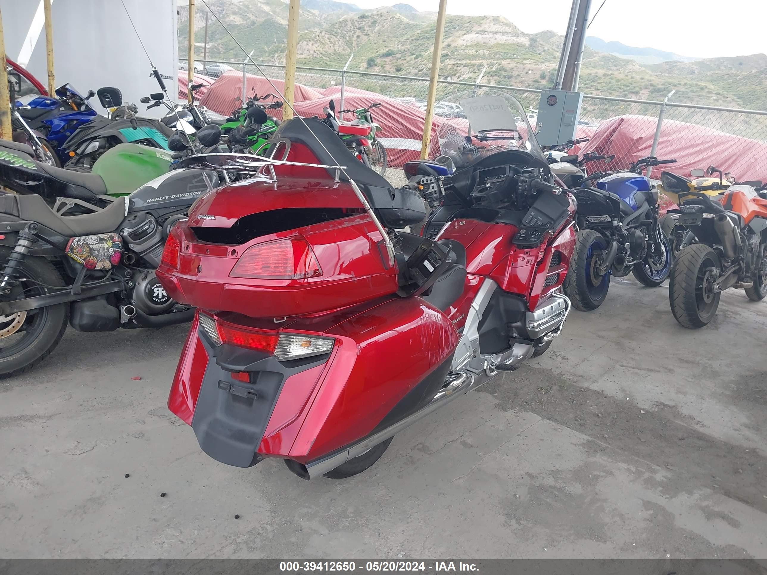 Photo 3 VIN: JH2SC68L1DK100126 - HONDA NULL 