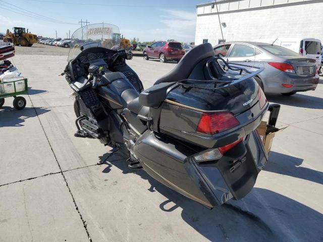 Photo 2 VIN: JH2SC68N0GK200403 - HONDA GL1800 ABS 