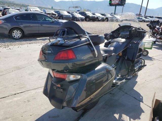 Photo 3 VIN: JH2SC68N0GK200403 - HONDA GL1800 ABS 