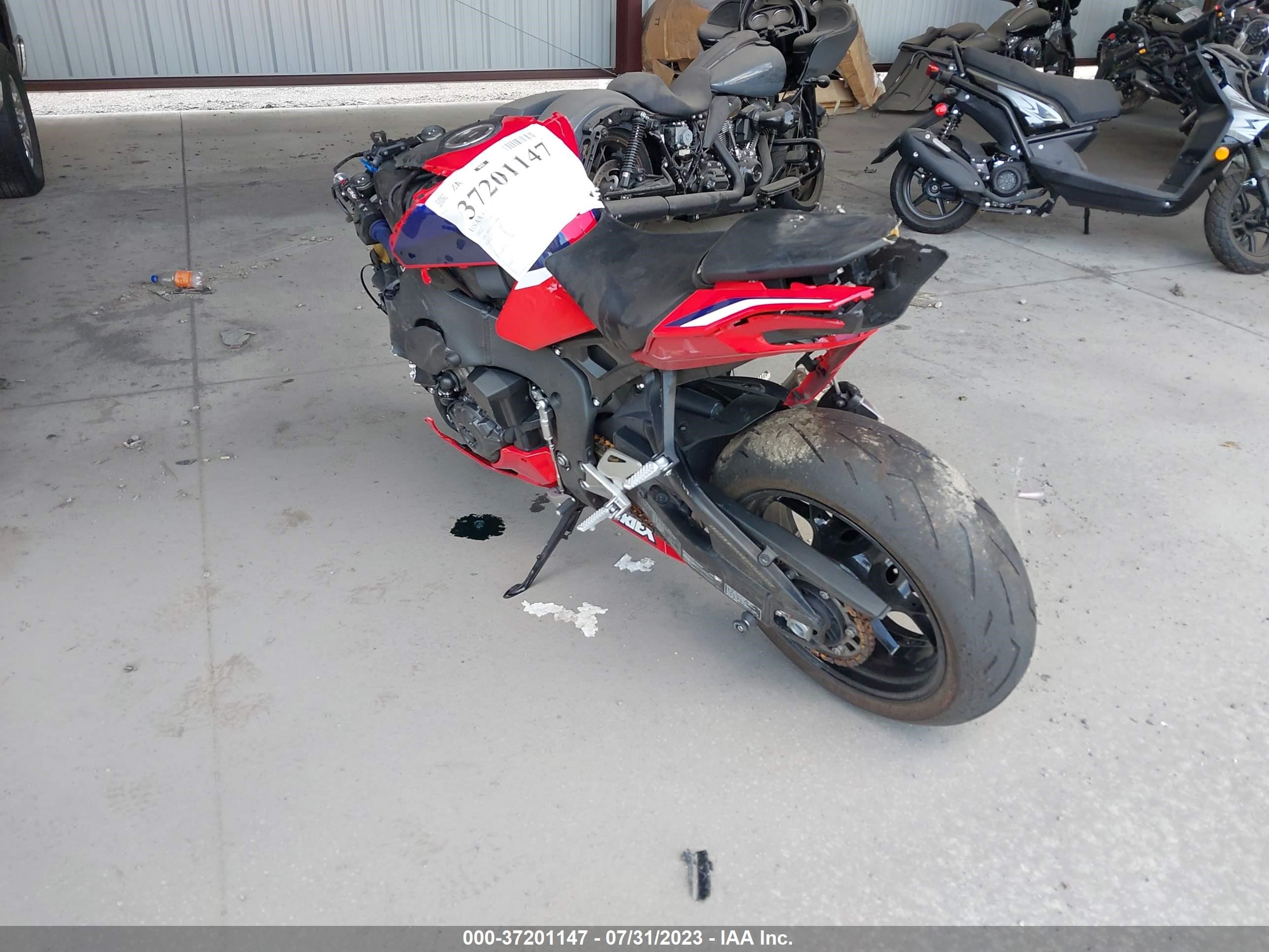 Photo 2 VIN: JH2SC7716NK500271 - HONDA NULL 