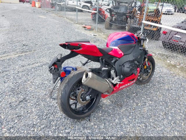 Photo 3 VIN: JH2SC7716PK600549 - HONDA CBR1000 