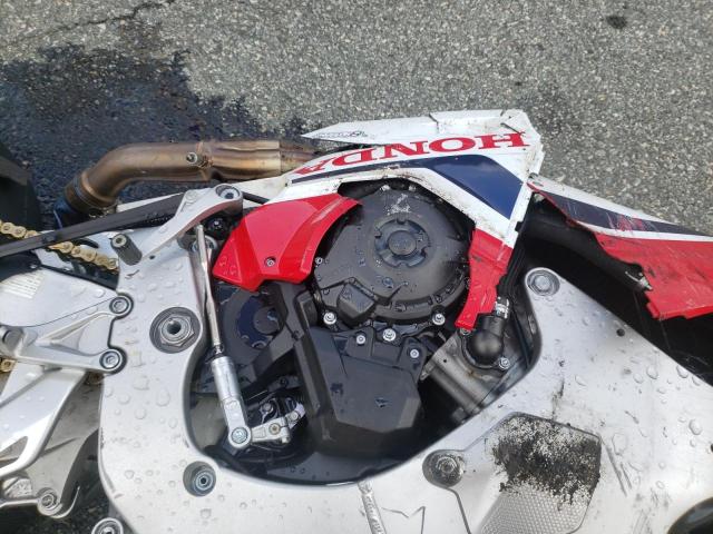 Photo 6 VIN: JH2SC7772KK200047 - HONDA CBR1000 S 