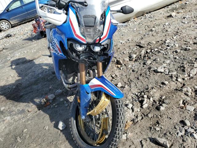 Photo 8 VIN: JH2SD0406KK300325 - HONDA CRF1000 