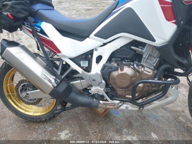 Photo 7 VIN: JH2SD1027NK200204 - HONDA CRF1100A4 