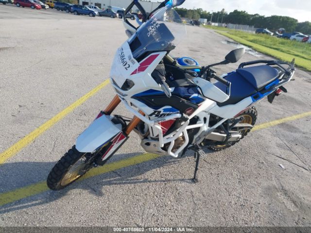 Photo 1 VIN: JH2SD1048NK200035 - HONDA CRF1100D4 