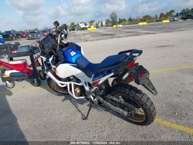 Photo 2 VIN: JH2SD1048NK200035 - HONDA CRF1100D4 