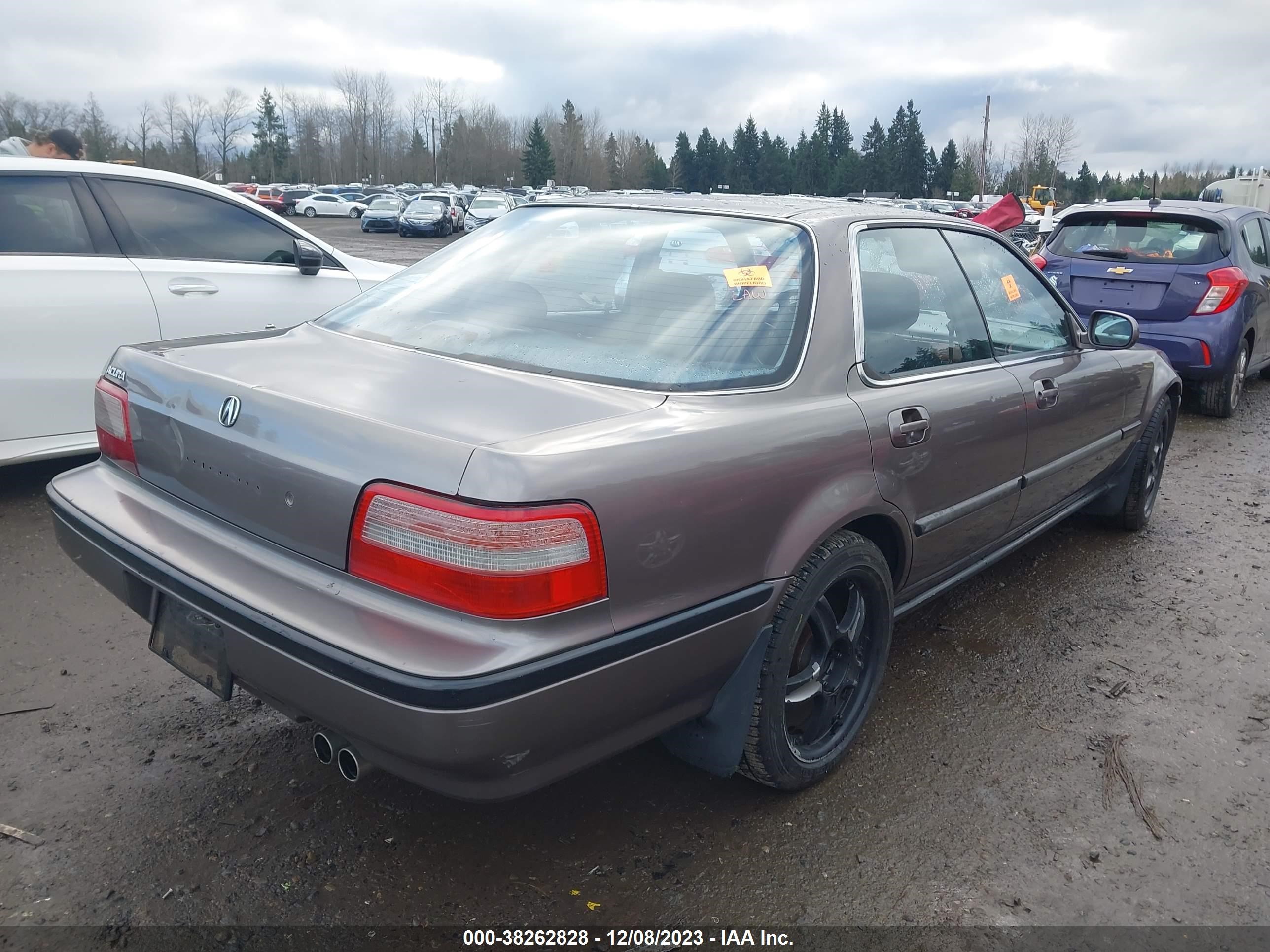 Photo 3 VIN: JH4CC2659NC001767 - ACURA VIGOR 