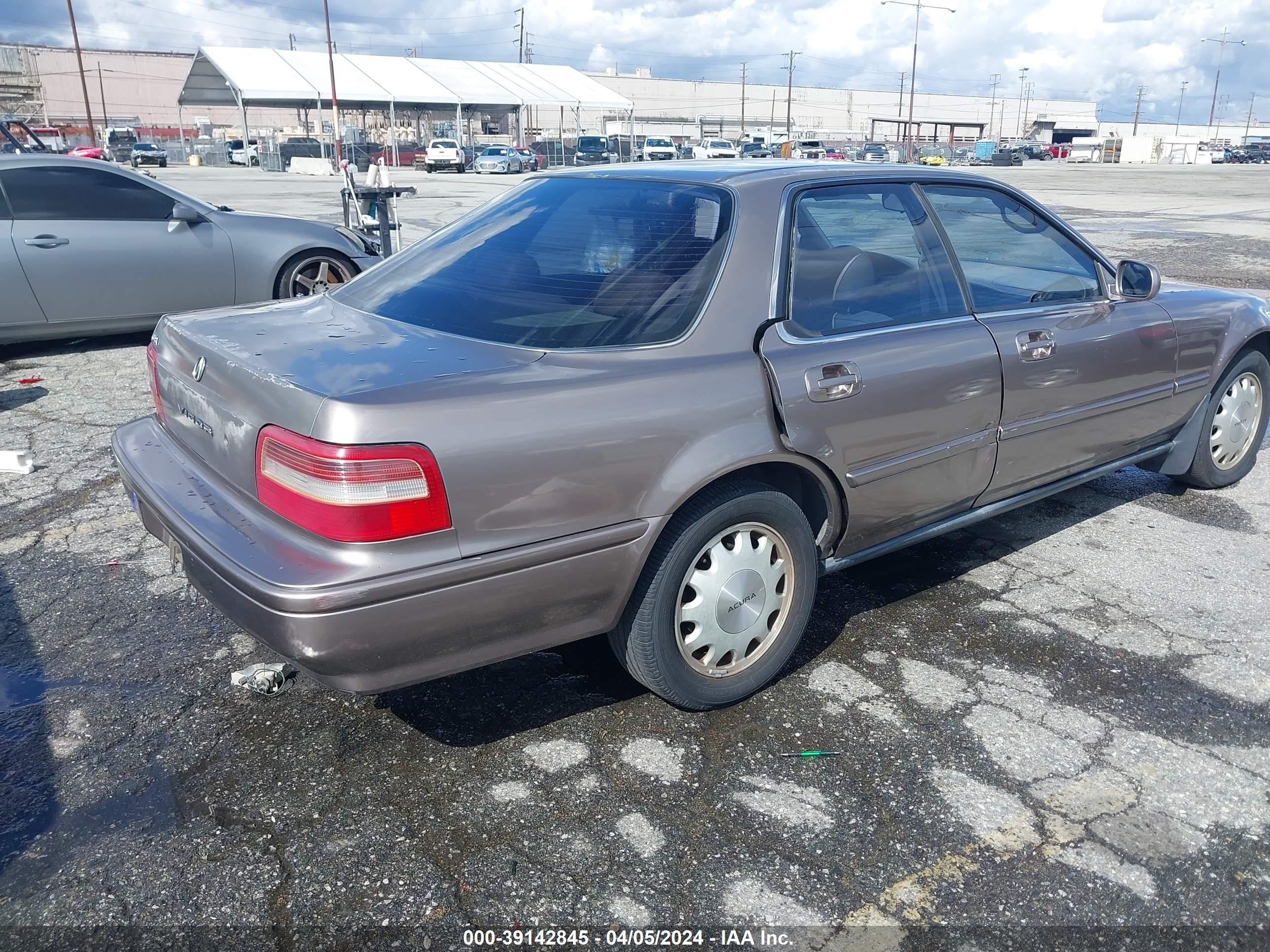 Photo 3 VIN: JH4CC2666RC002504 - ACURA VIGOR 