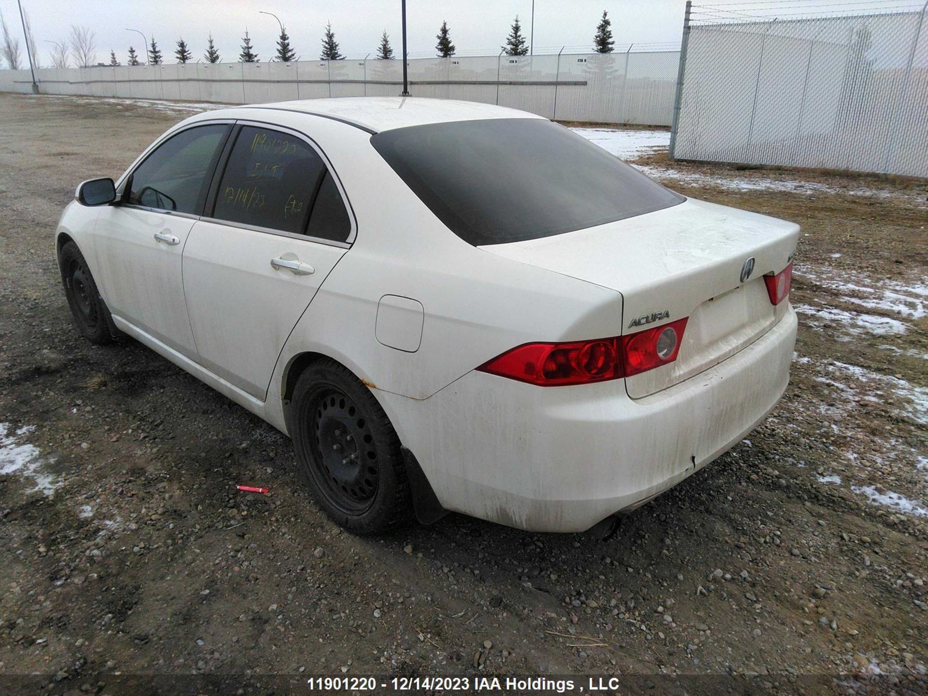 Photo 2 VIN: JH4CL95824C804424 - ACURA TSX 