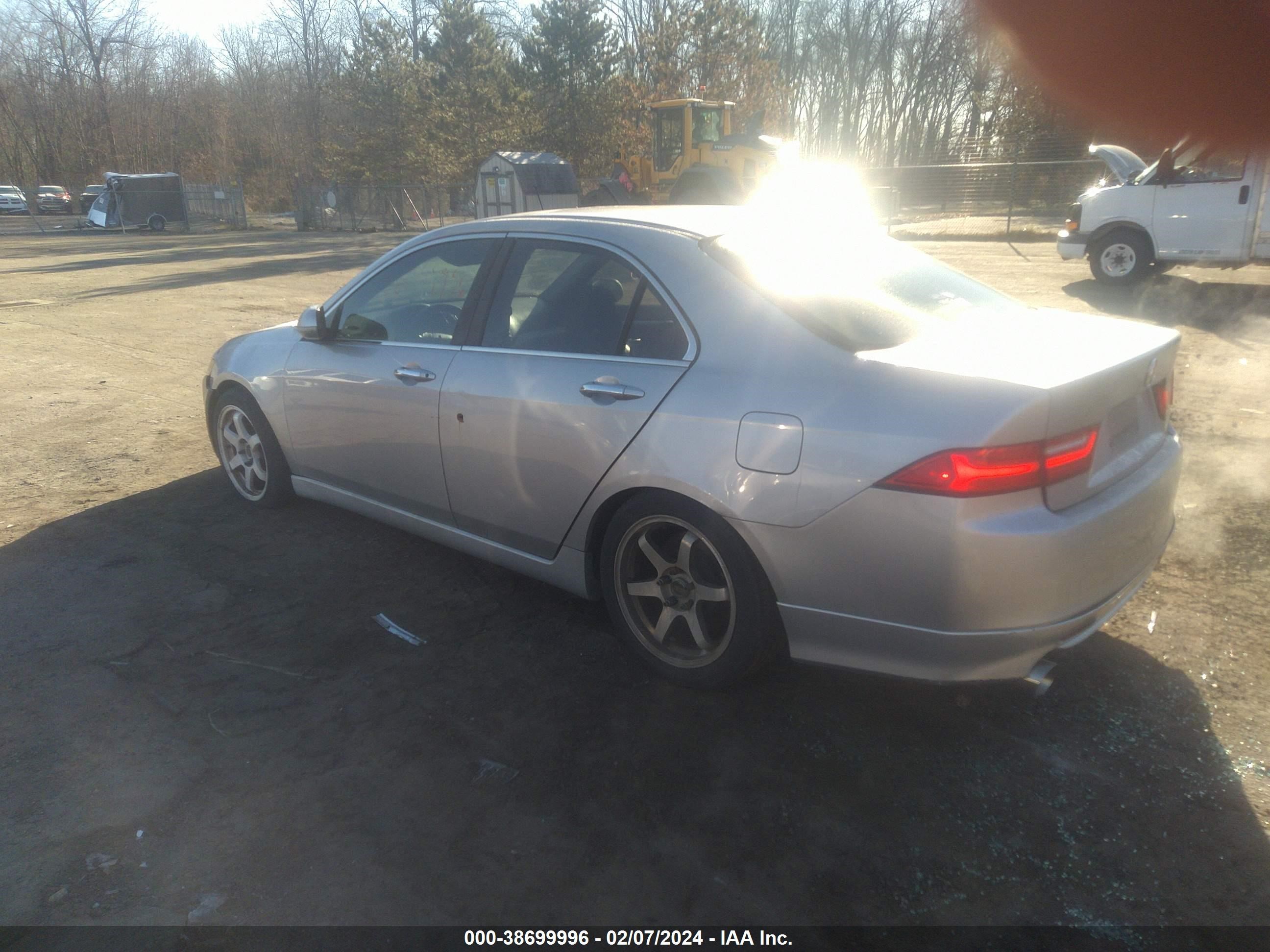 Photo 2 VIN: JH4CL95945C003679 - ACURA TSX 