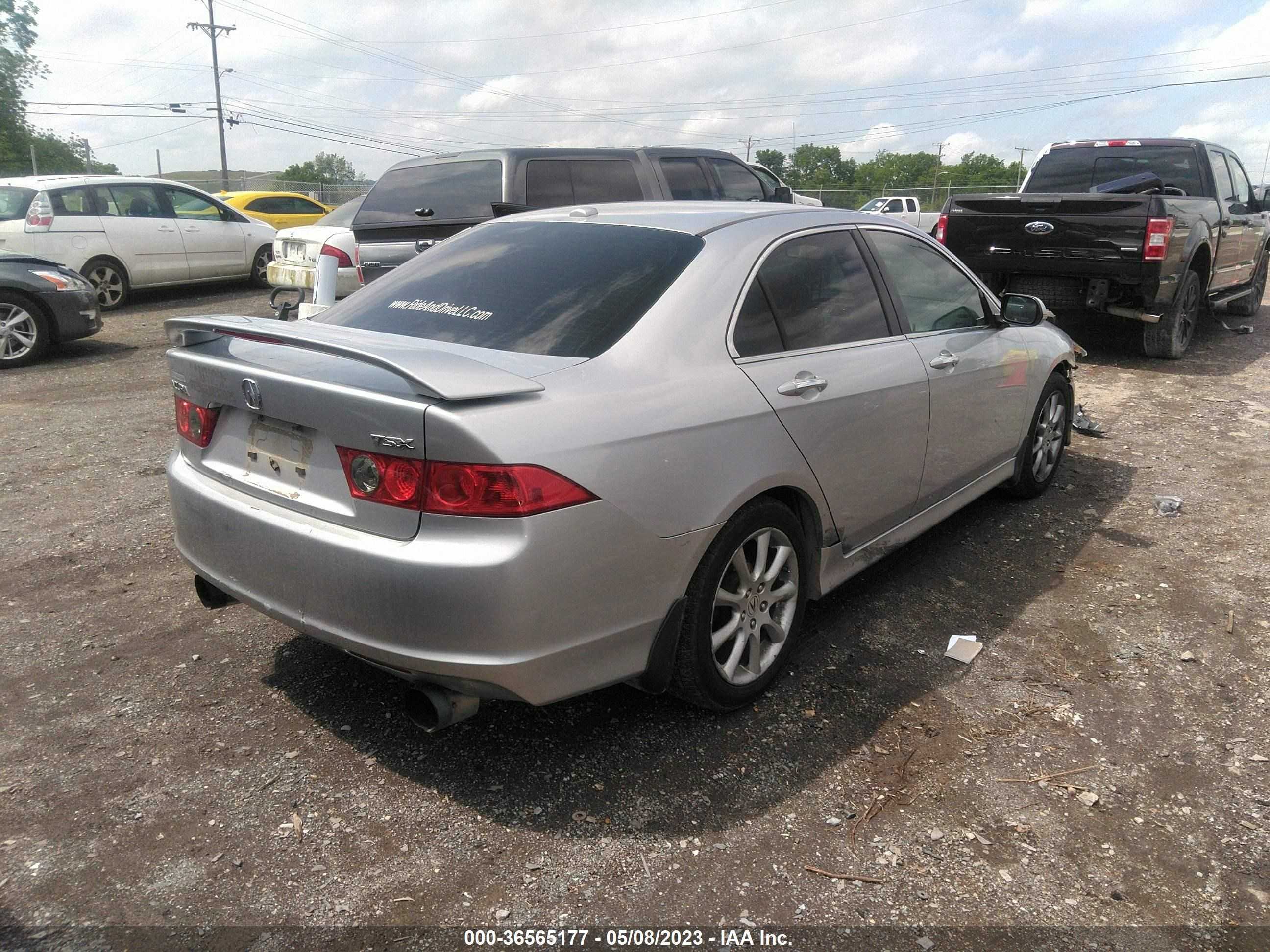 Photo 3 VIN: JH4CL96817C008816 - ACURA TSX 