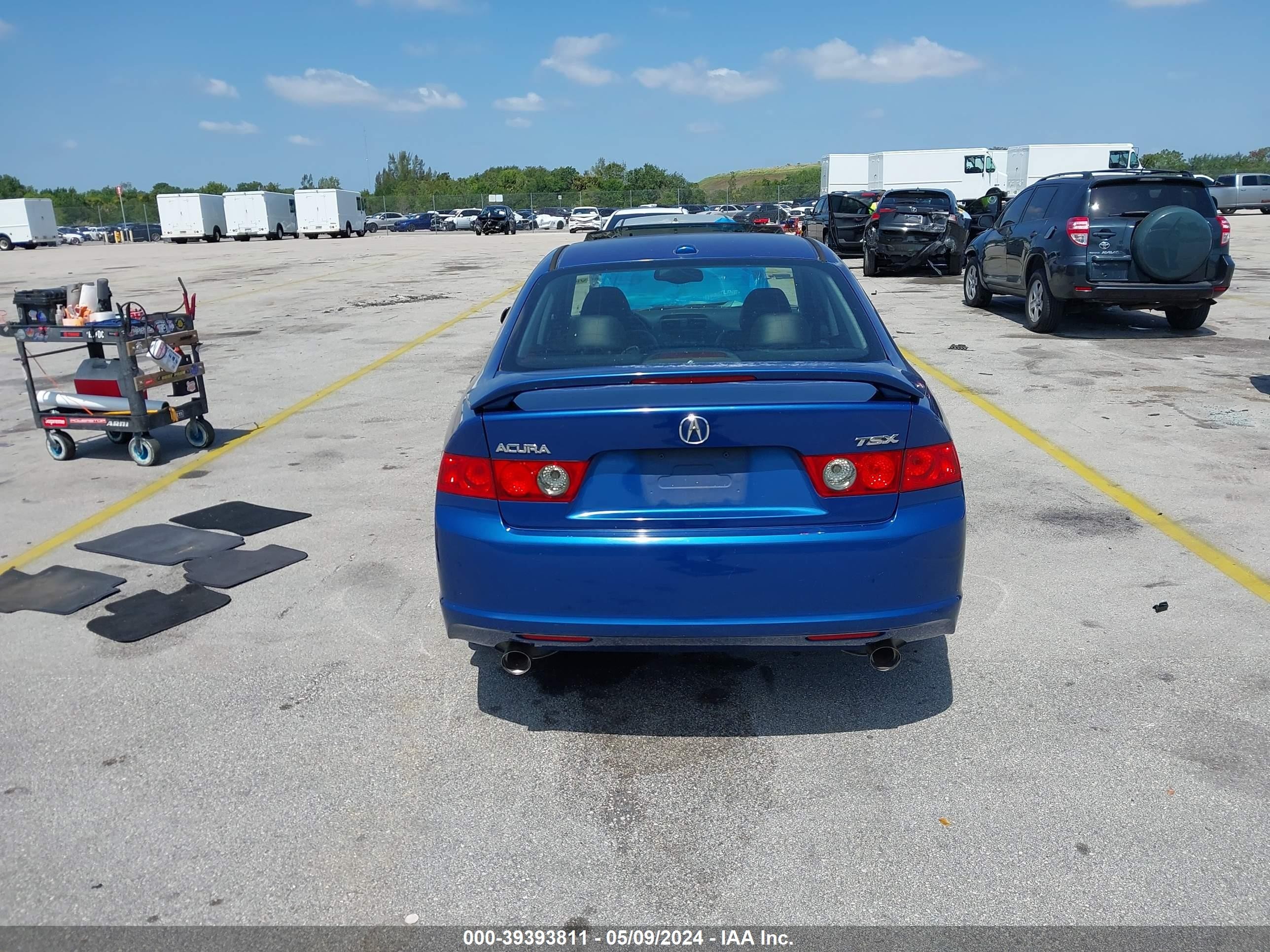 Photo 15 VIN: JH4CL96826C008337 - ACURA TSX 