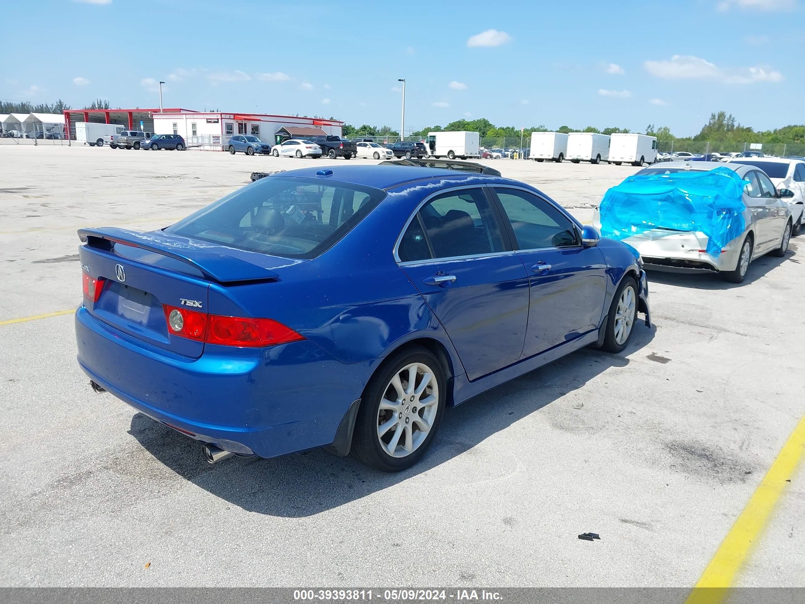 Photo 3 VIN: JH4CL96826C008337 - ACURA TSX 