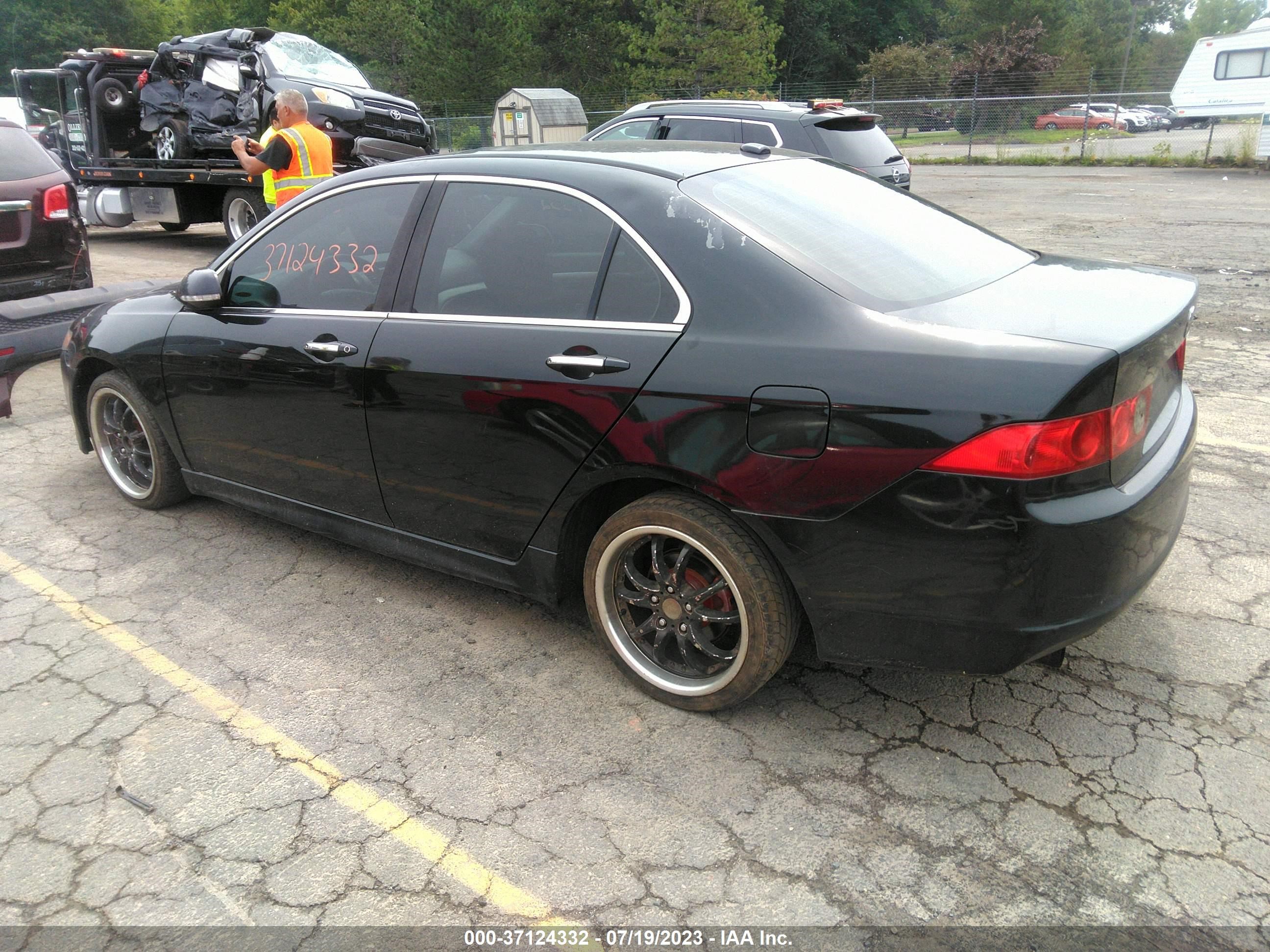 Photo 2 VIN: JH4CL96826C014218 - ACURA TSX 