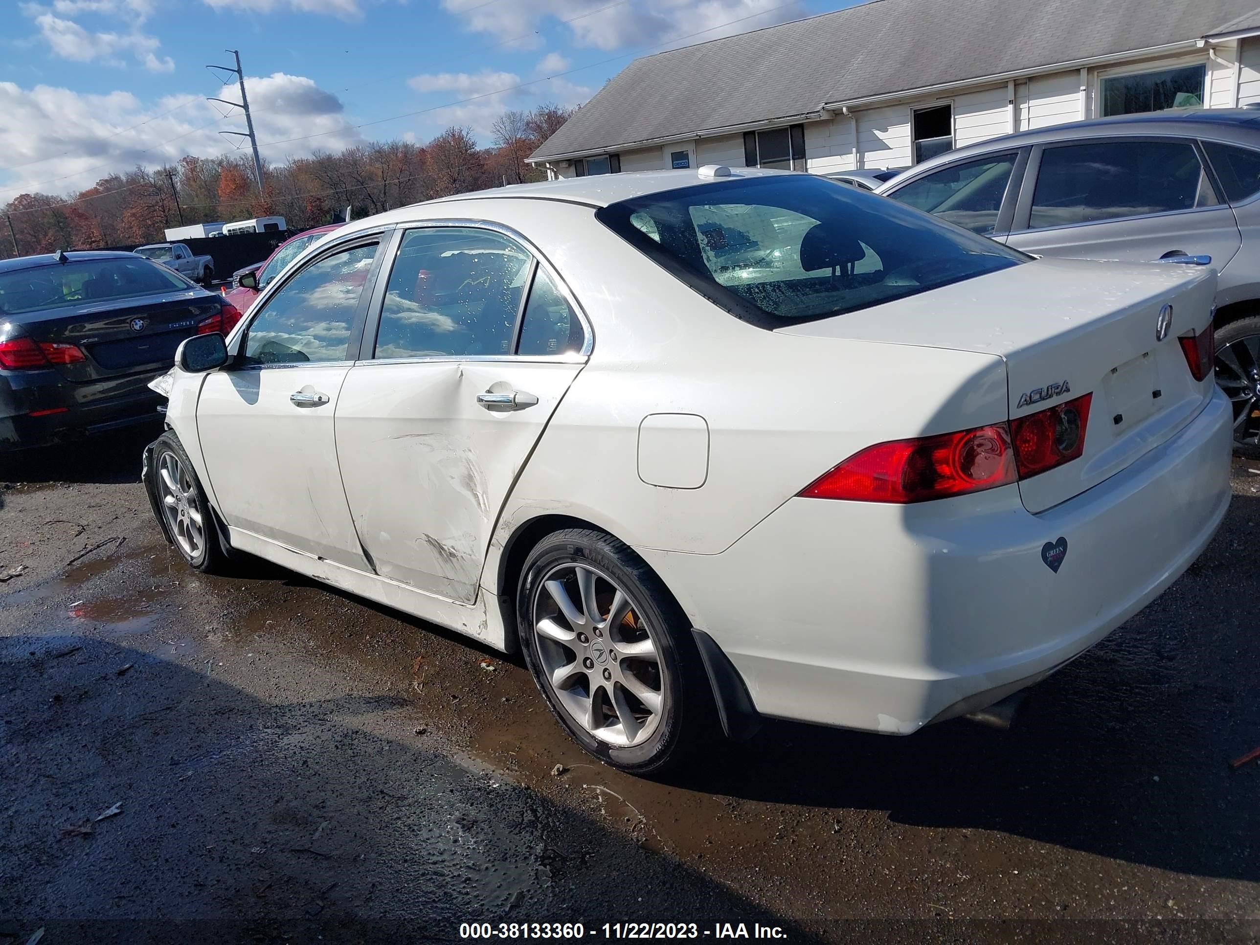 Photo 2 VIN: JH4CL96828C005280 - ACURA TSX 