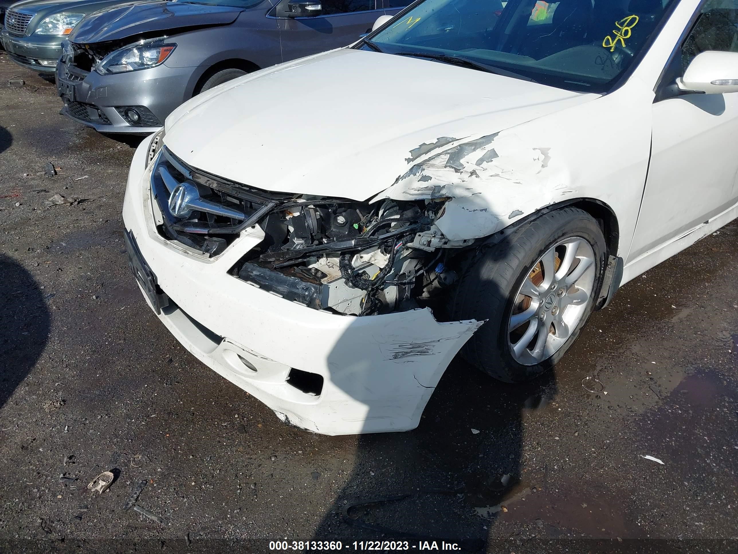 Photo 5 VIN: JH4CL96828C005280 - ACURA TSX 