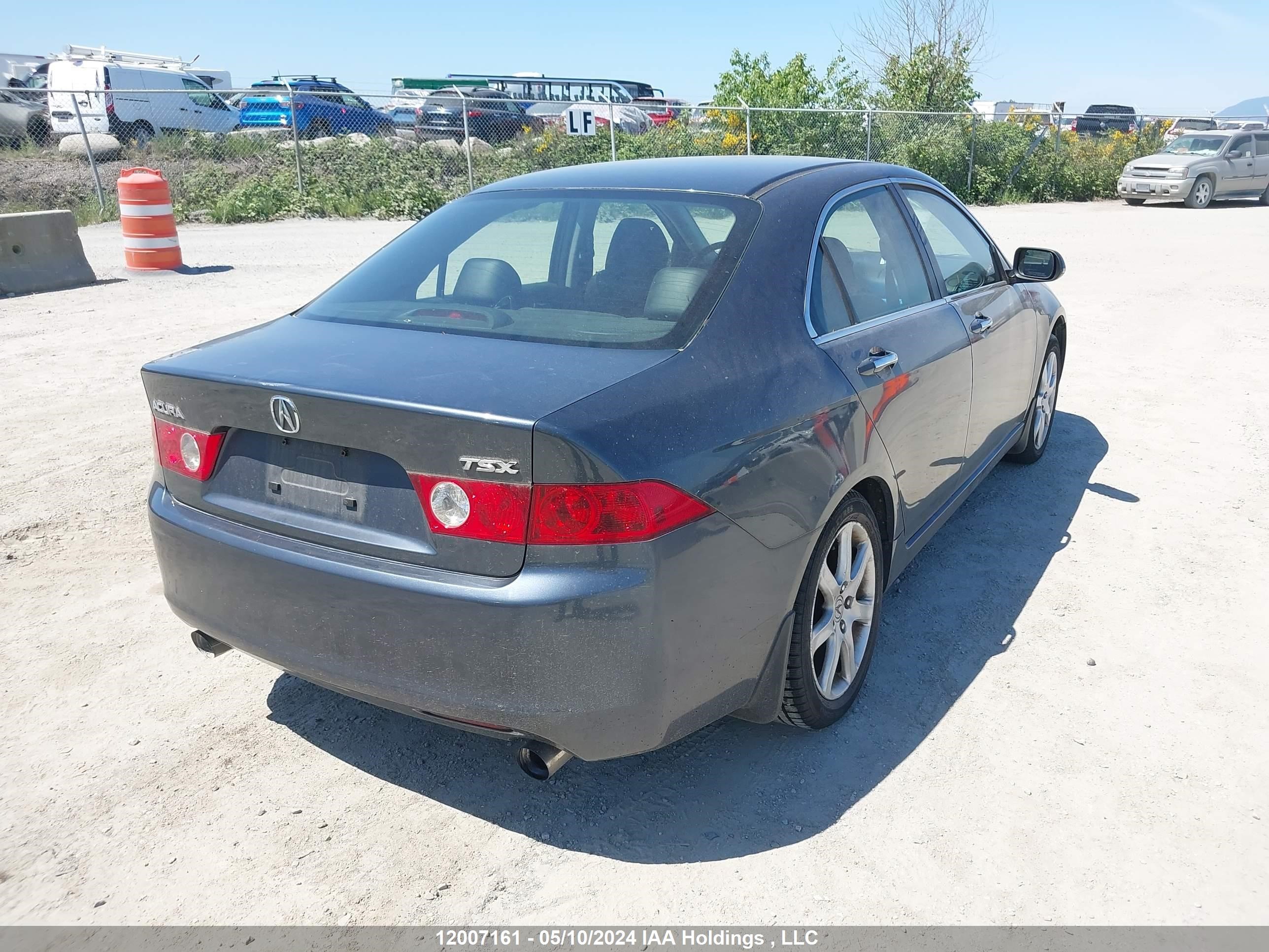 Photo 3 VIN: JH4CL96835C801242 - ACURA TSX 