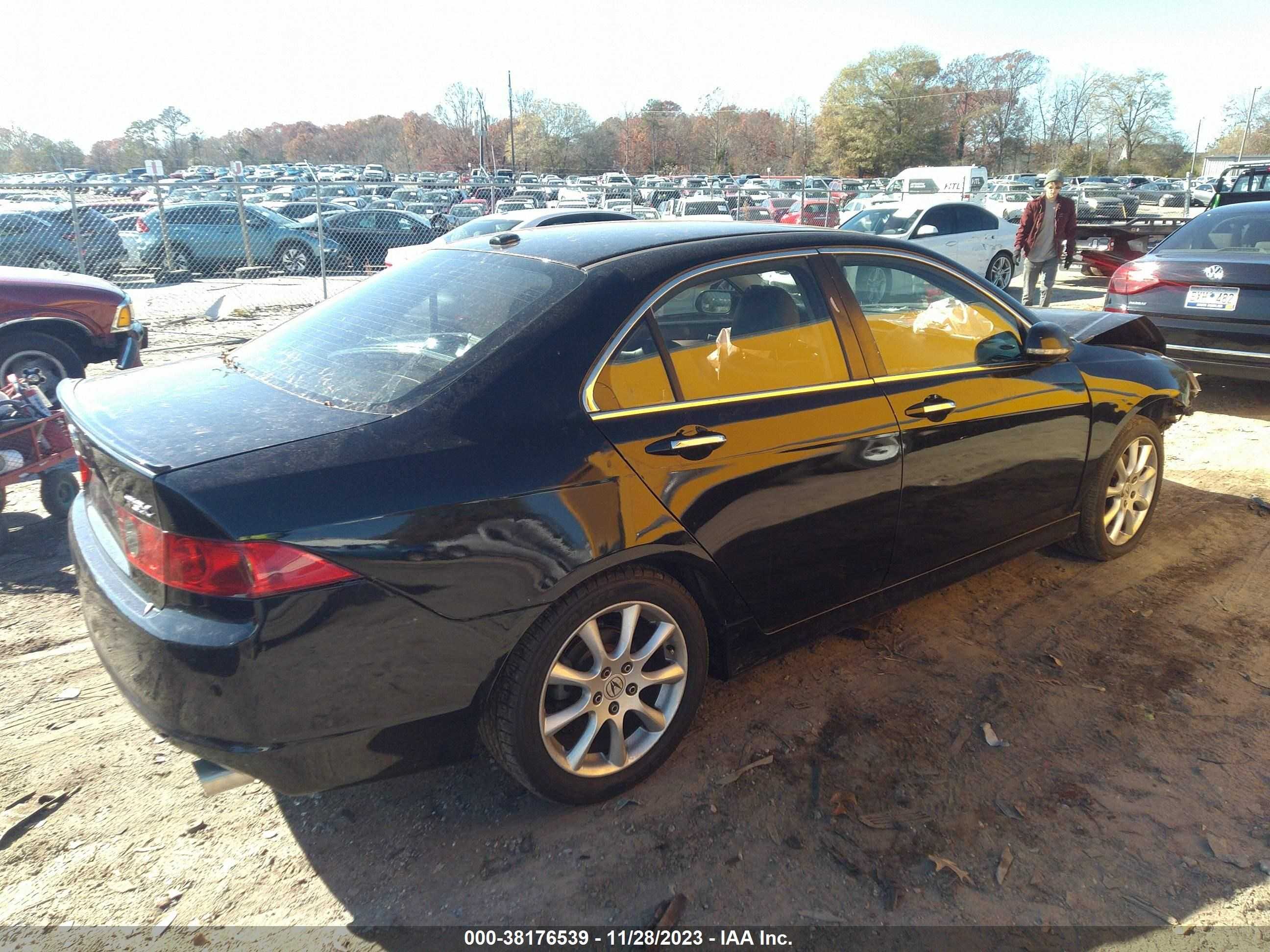 Photo 3 VIN: JH4CL96837C000152 - ACURA TSX 