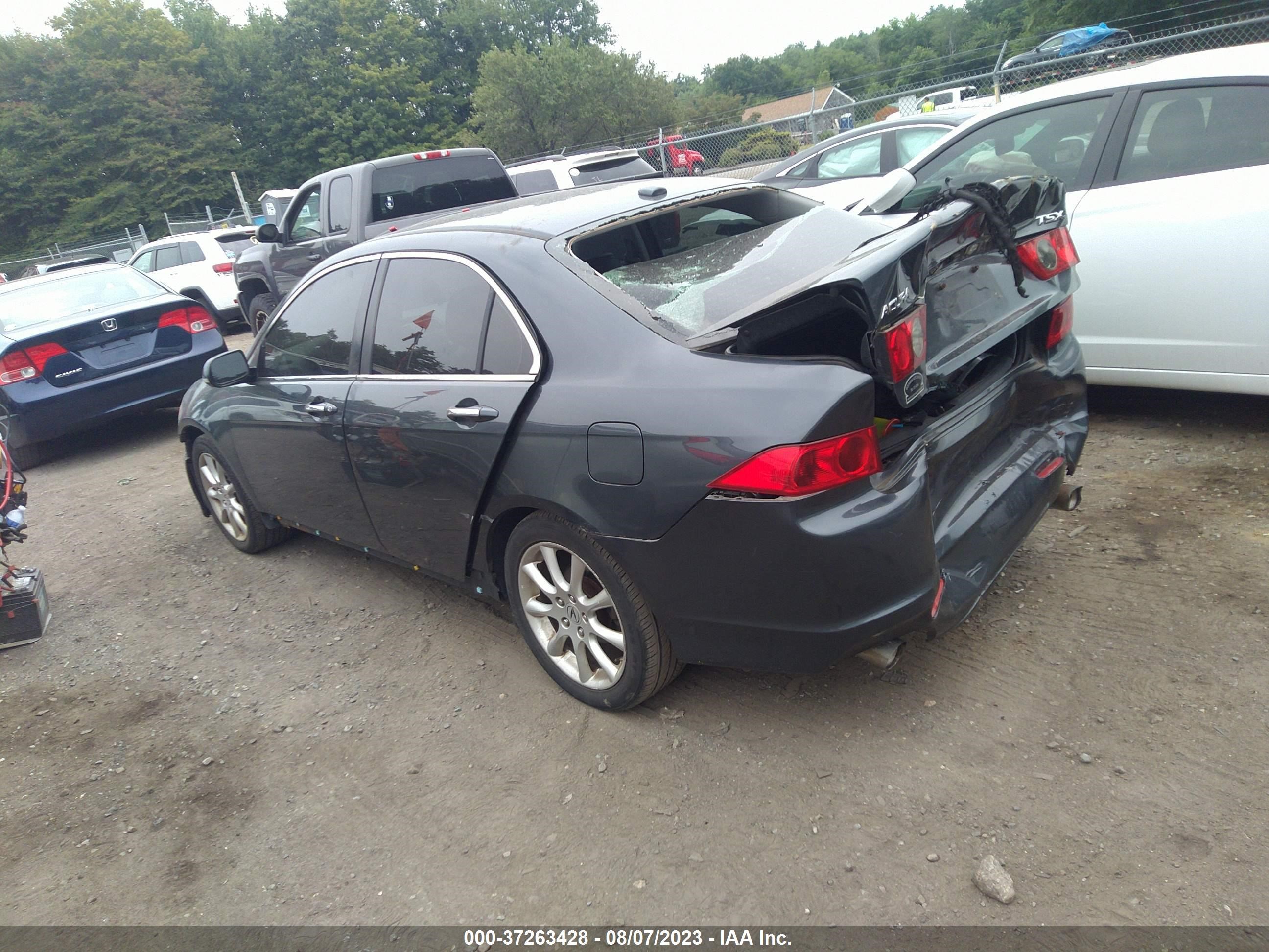 Photo 2 VIN: JH4CL96838C004266 - ACURA TSX 