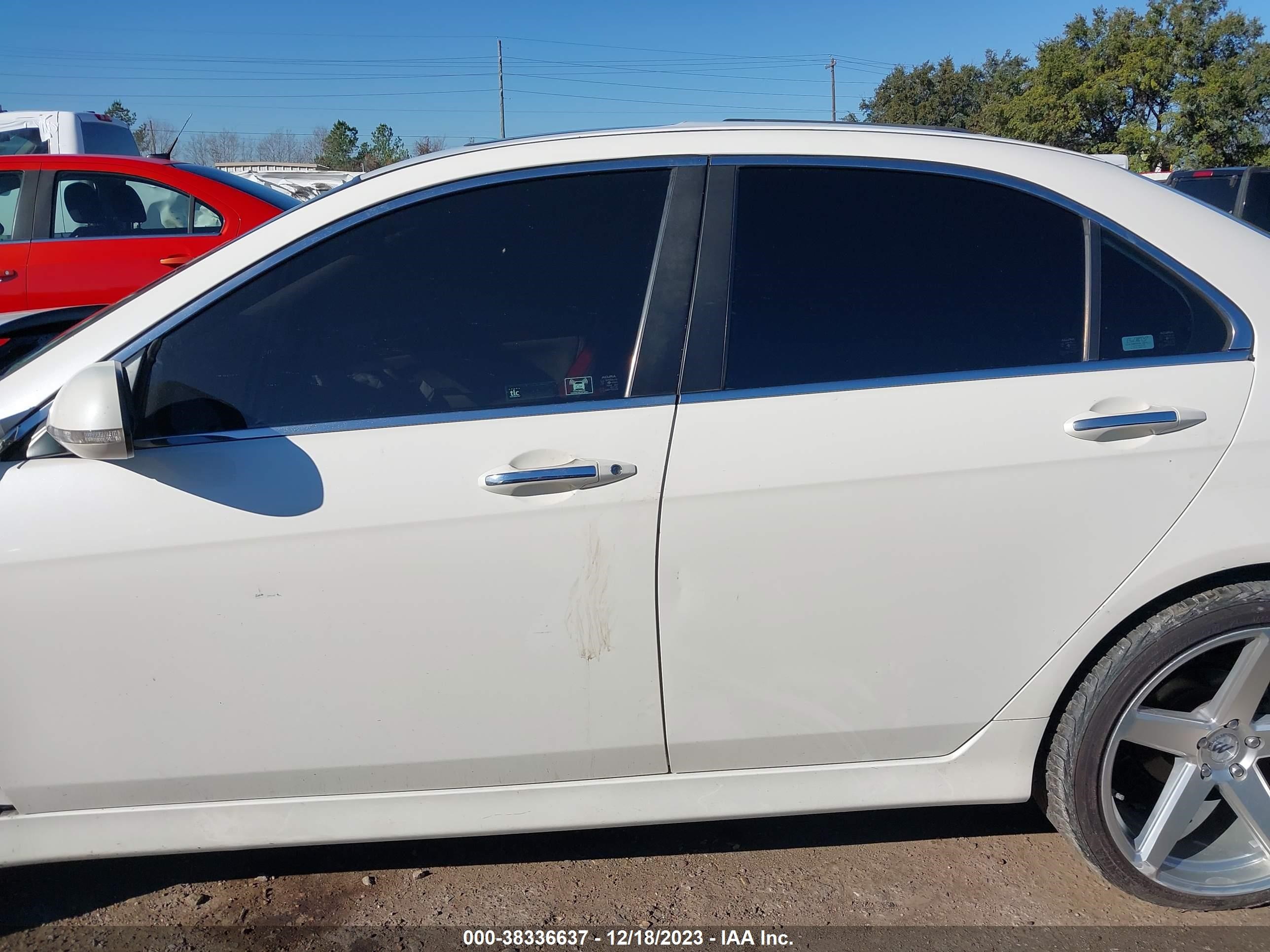 Photo 13 VIN: JH4CL96838C008480 - ACURA TSX 