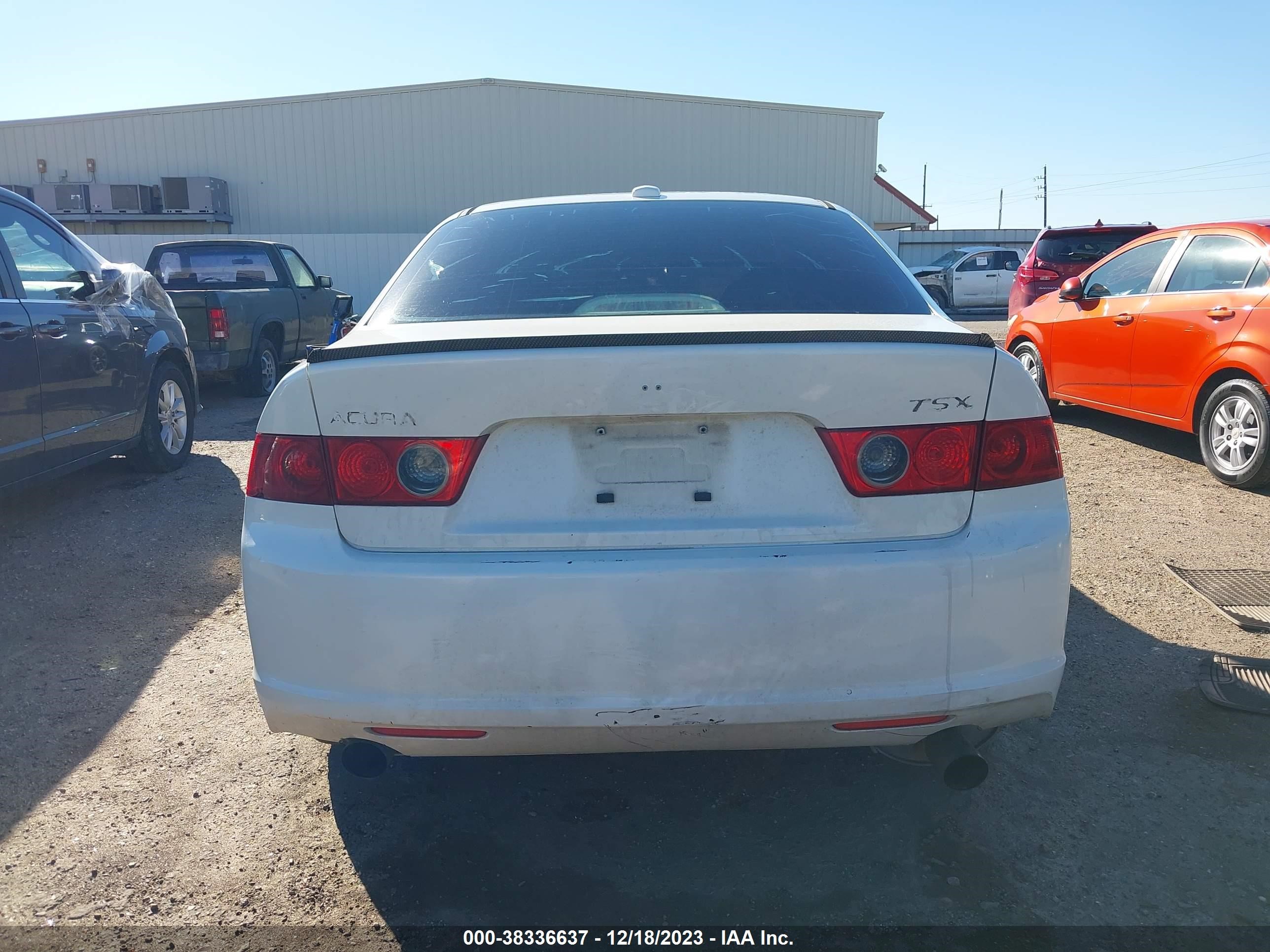 Photo 15 VIN: JH4CL96838C008480 - ACURA TSX 