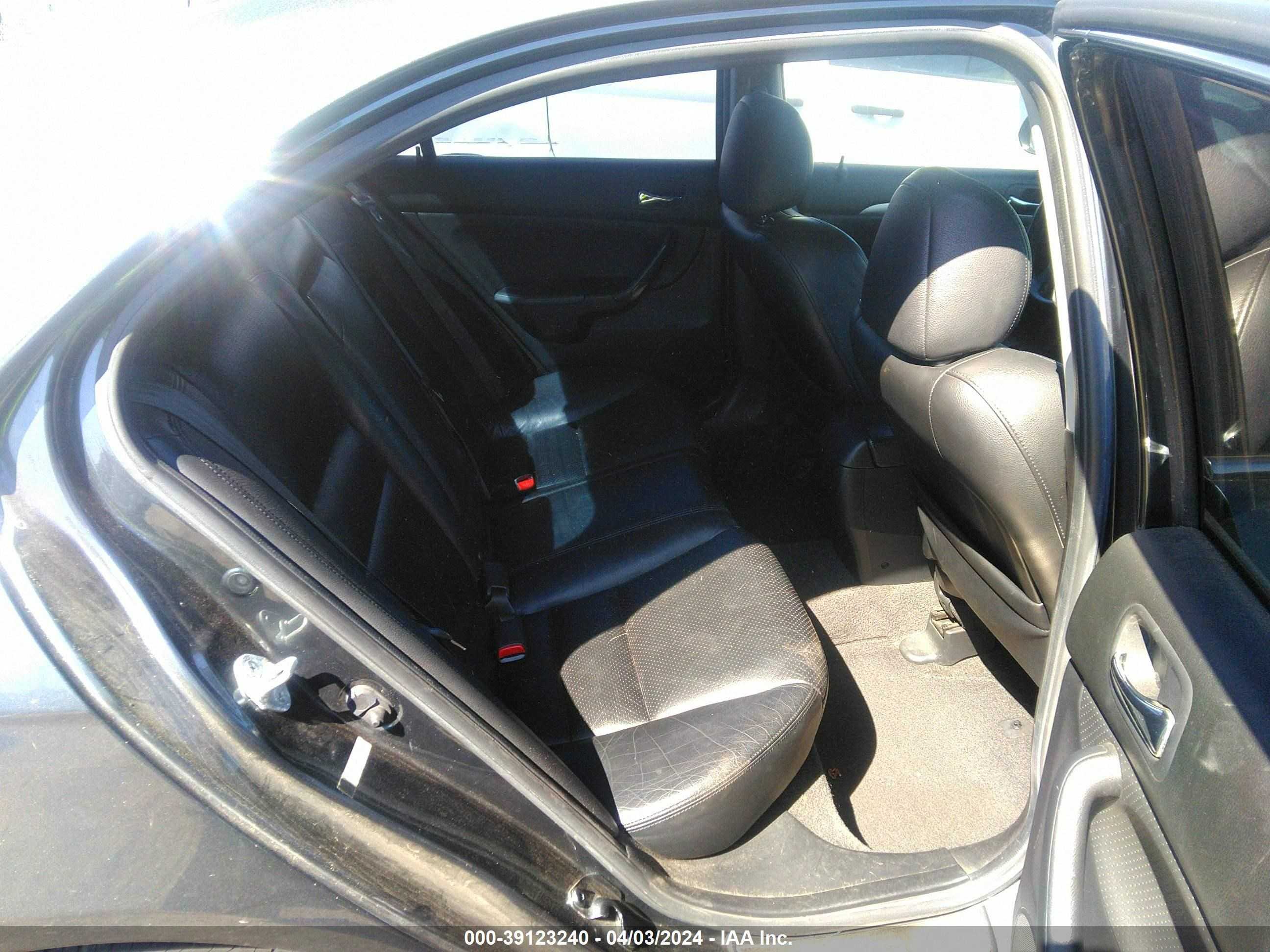 Photo 7 VIN: JH4CL96847C008065 - ACURA TSX 