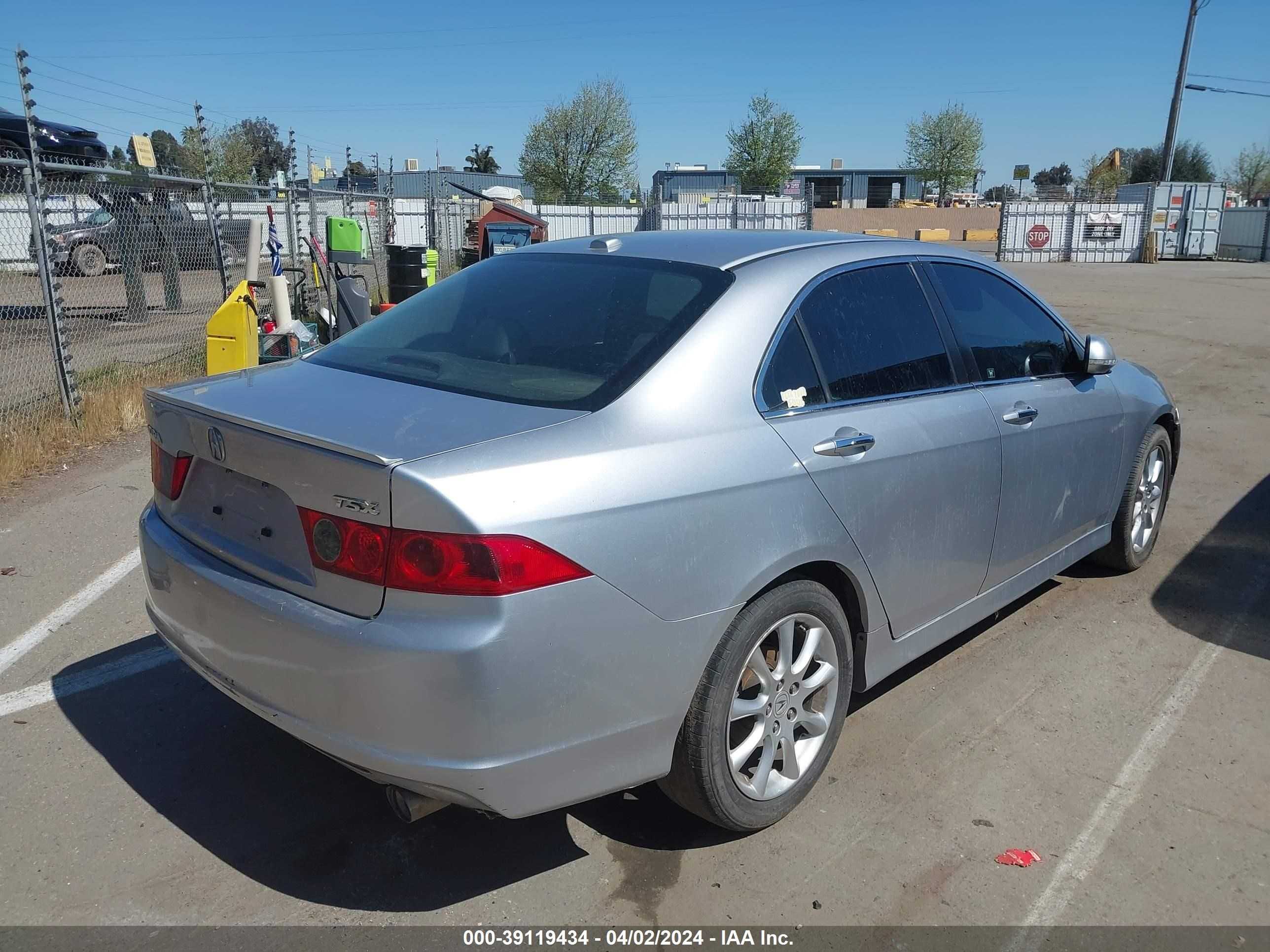 Photo 3 VIN: JH4CL96847C008826 - ACURA TSX 