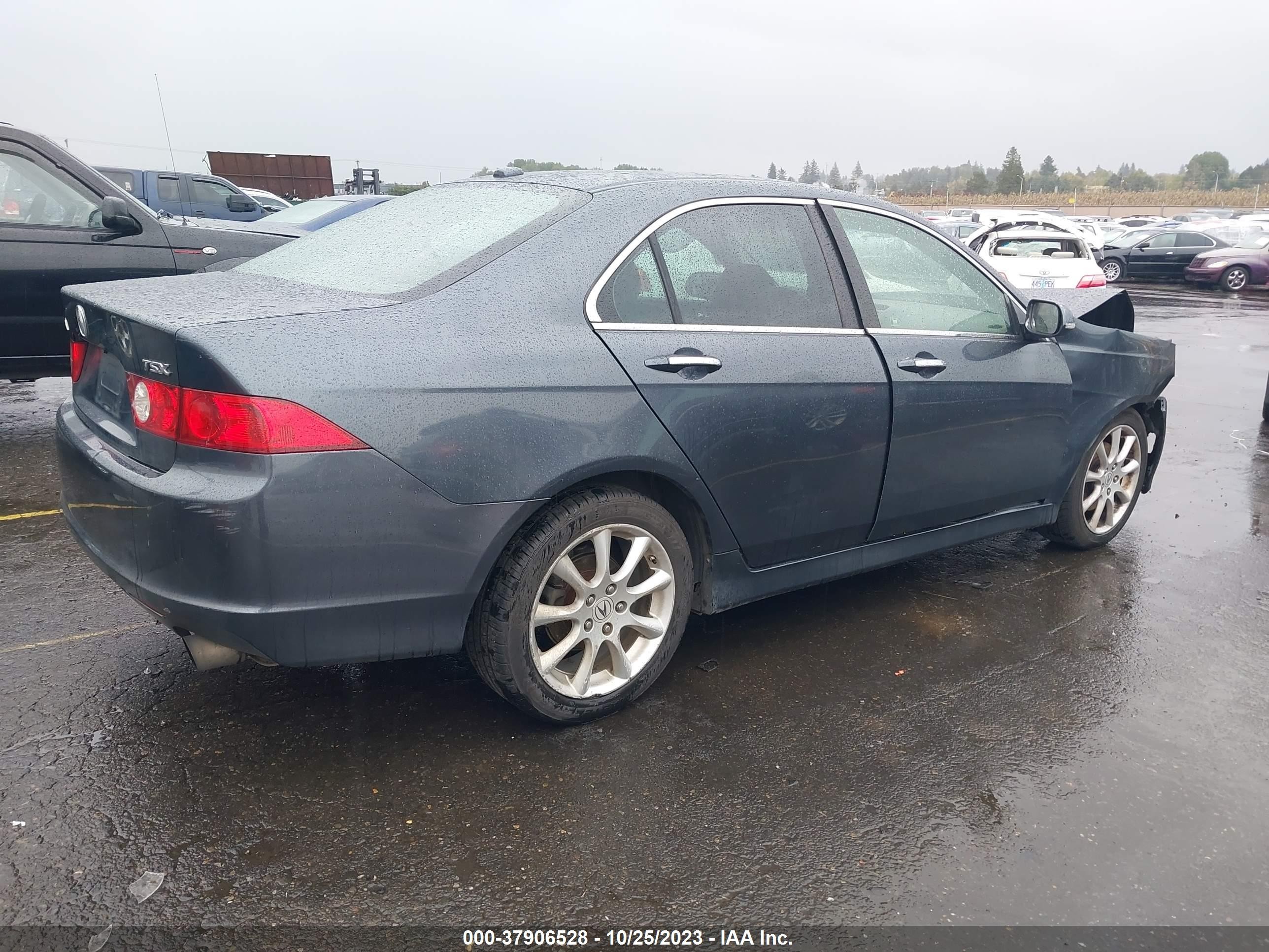 Photo 3 VIN: JH4CL96858C020971 - ACURA TSX 