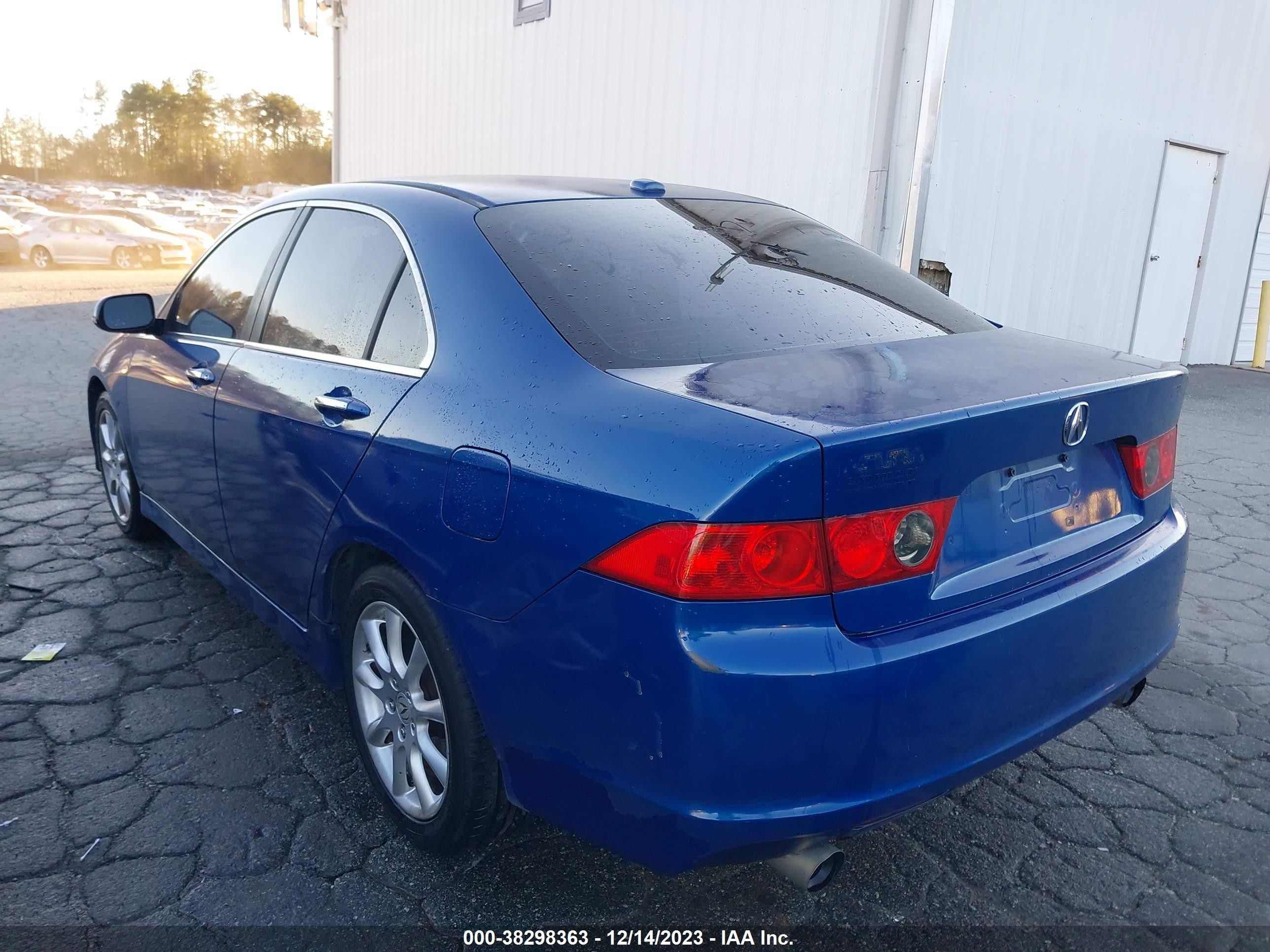 Photo 2 VIN: JH4CL96867C017821 - ACURA TSX 