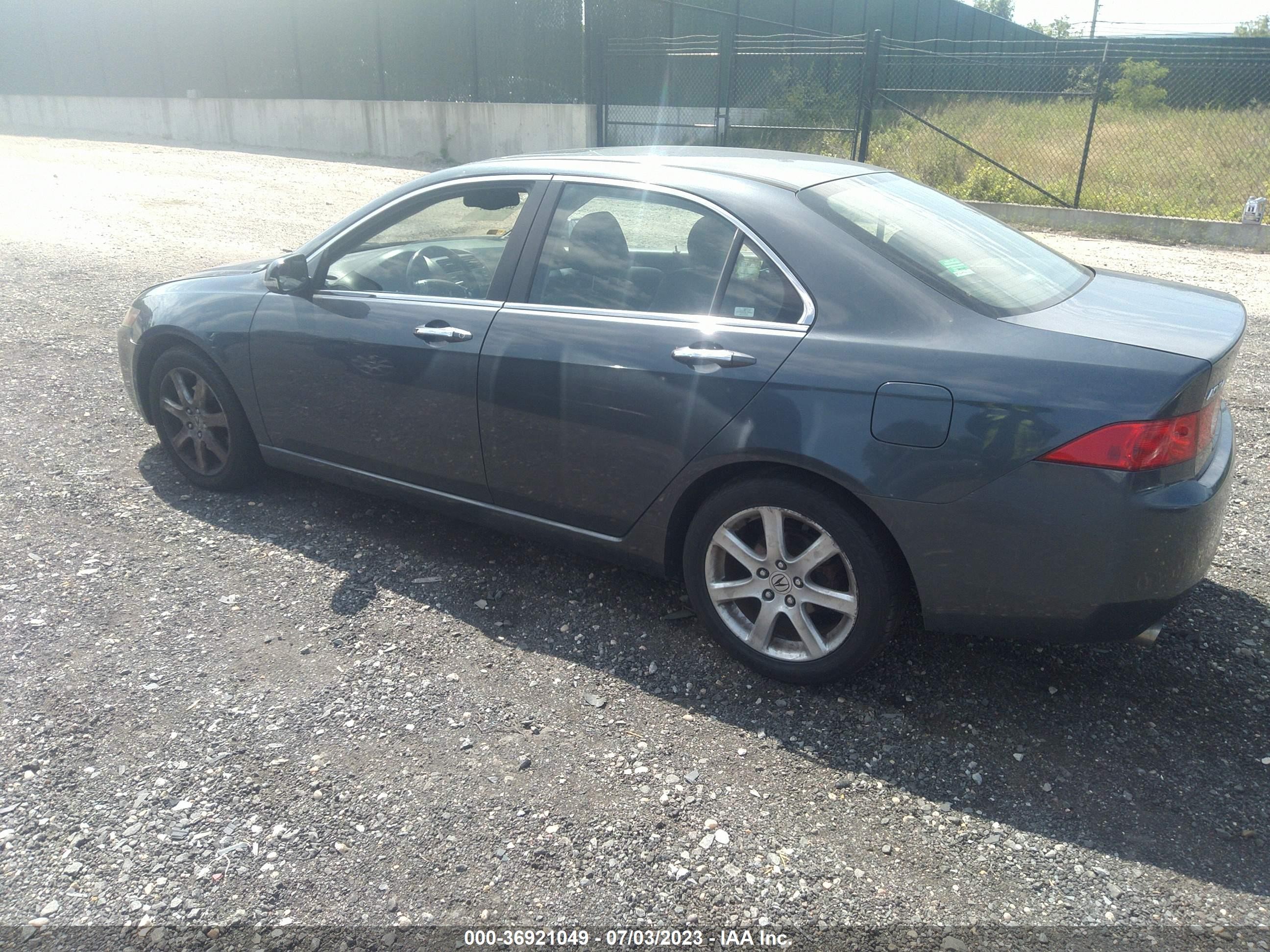 Photo 3 VIN: JH4CL96874C028225 - ACURA TSX 