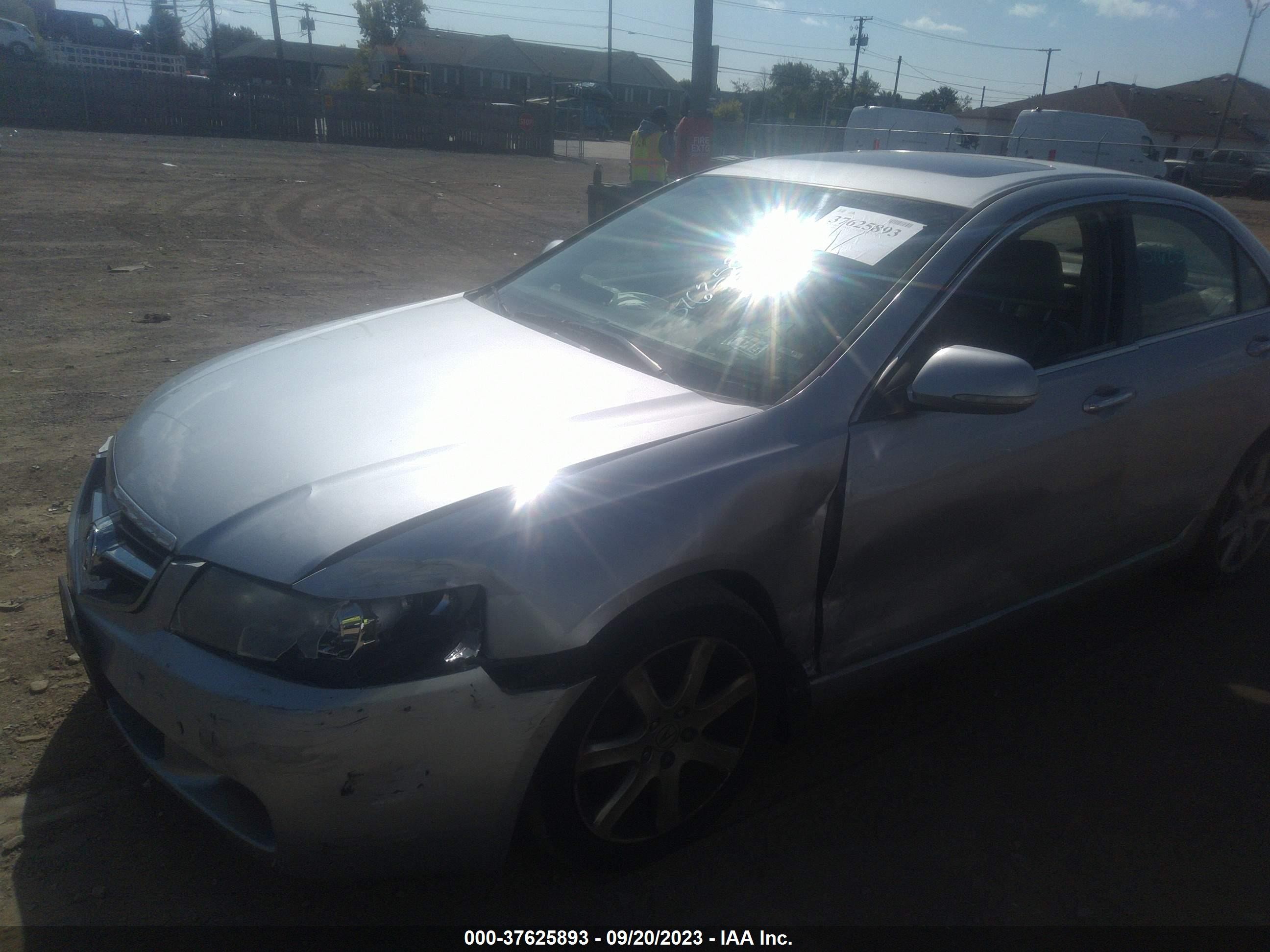 Photo 1 VIN: JH4CL96875C001463 - ACURA TSX 