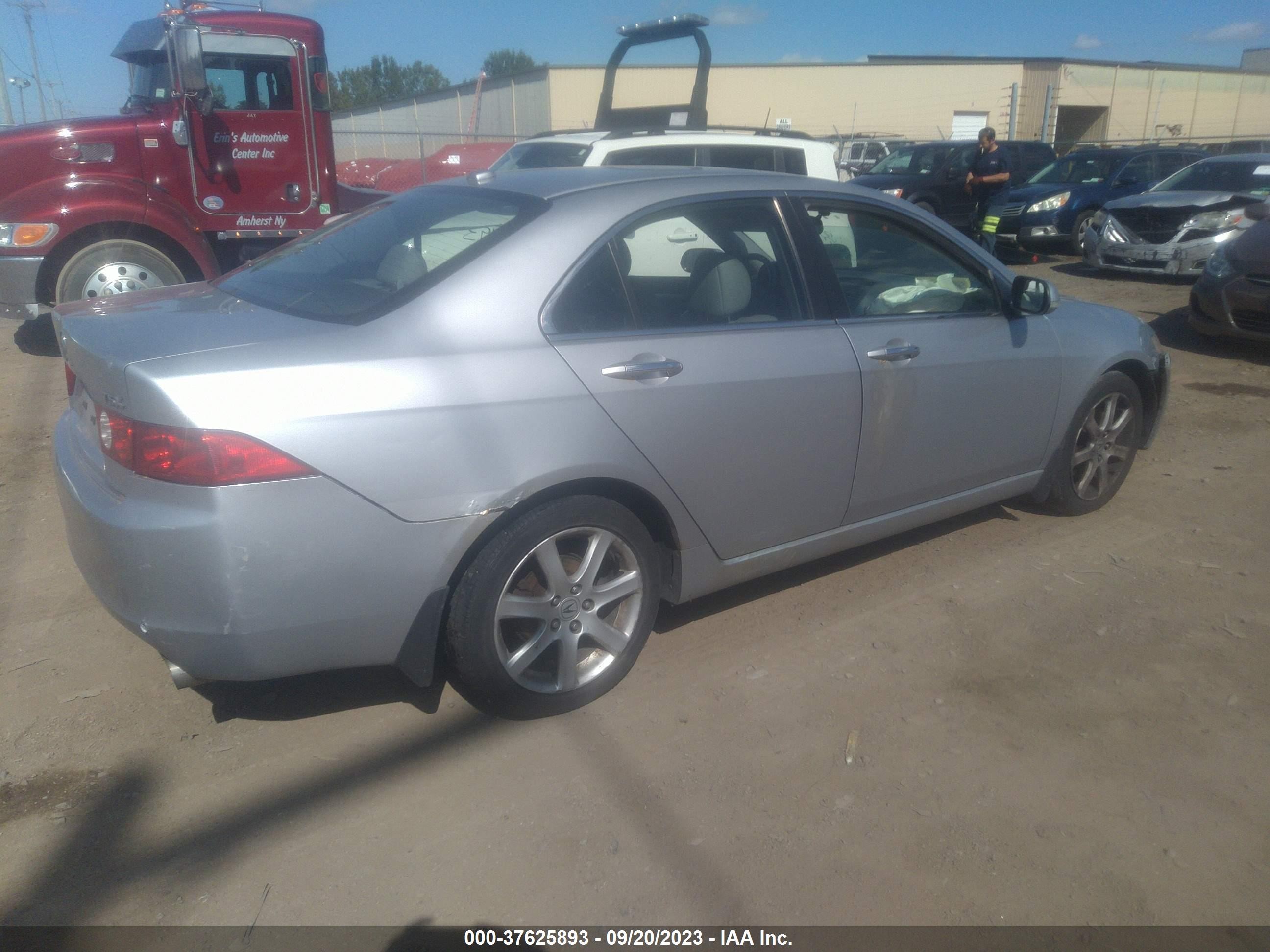 Photo 3 VIN: JH4CL96875C001463 - ACURA TSX 