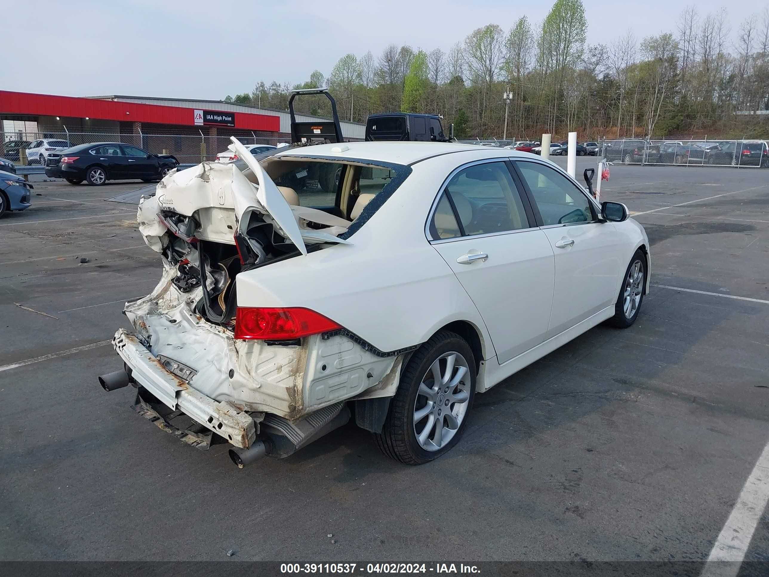 Photo 3 VIN: JH4CL96878C008482 - ACURA TSX 