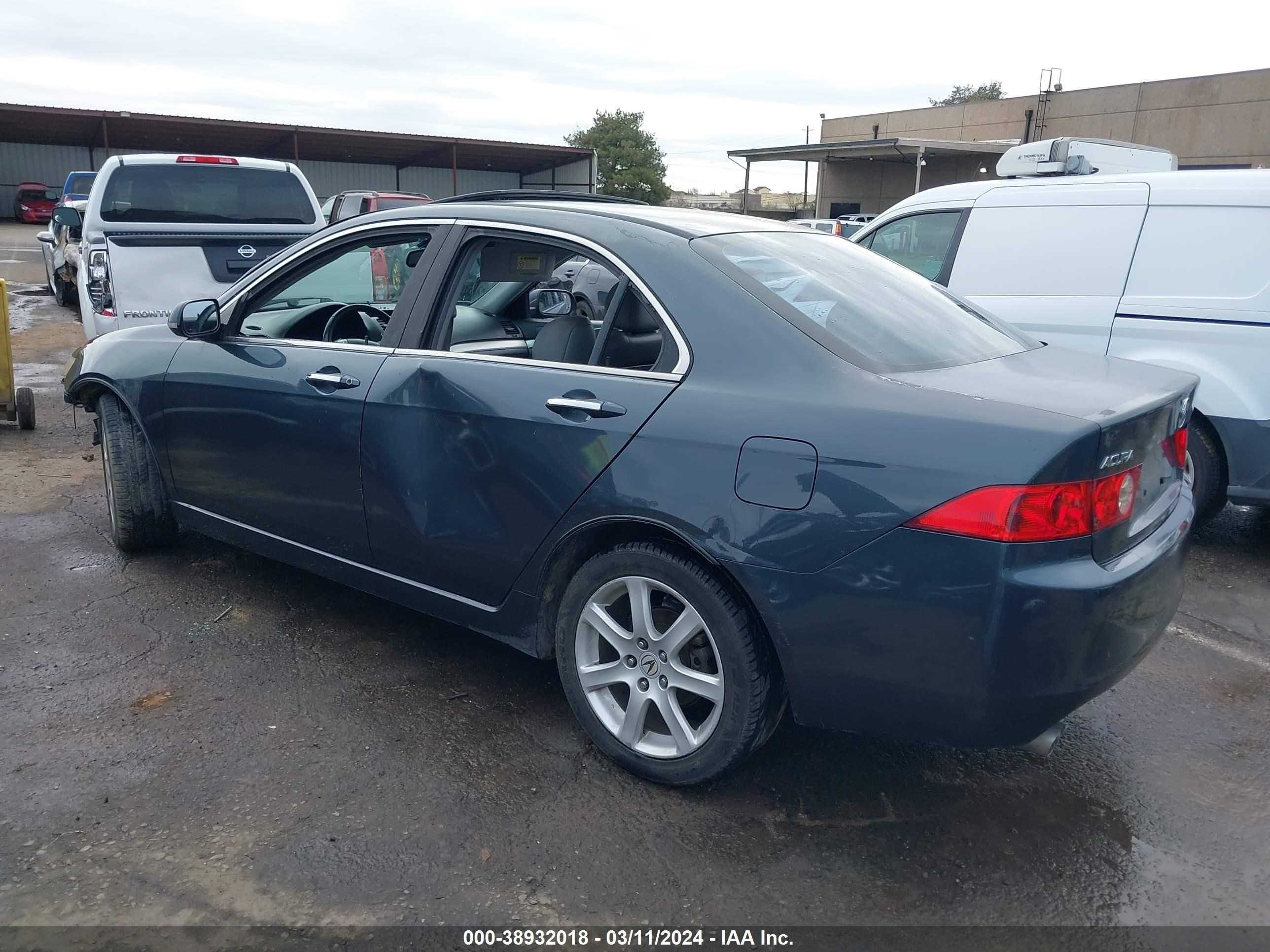 Photo 2 VIN: JH4CL96884C036267 - ACURA TSX 